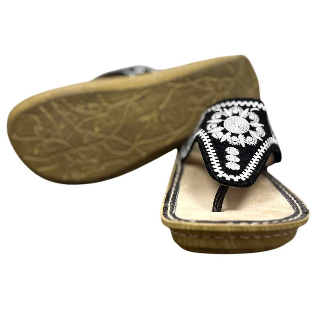 Alegria Women's Vanessa Thong Sandal Mandala 40 EU Black | Used/Good Condition