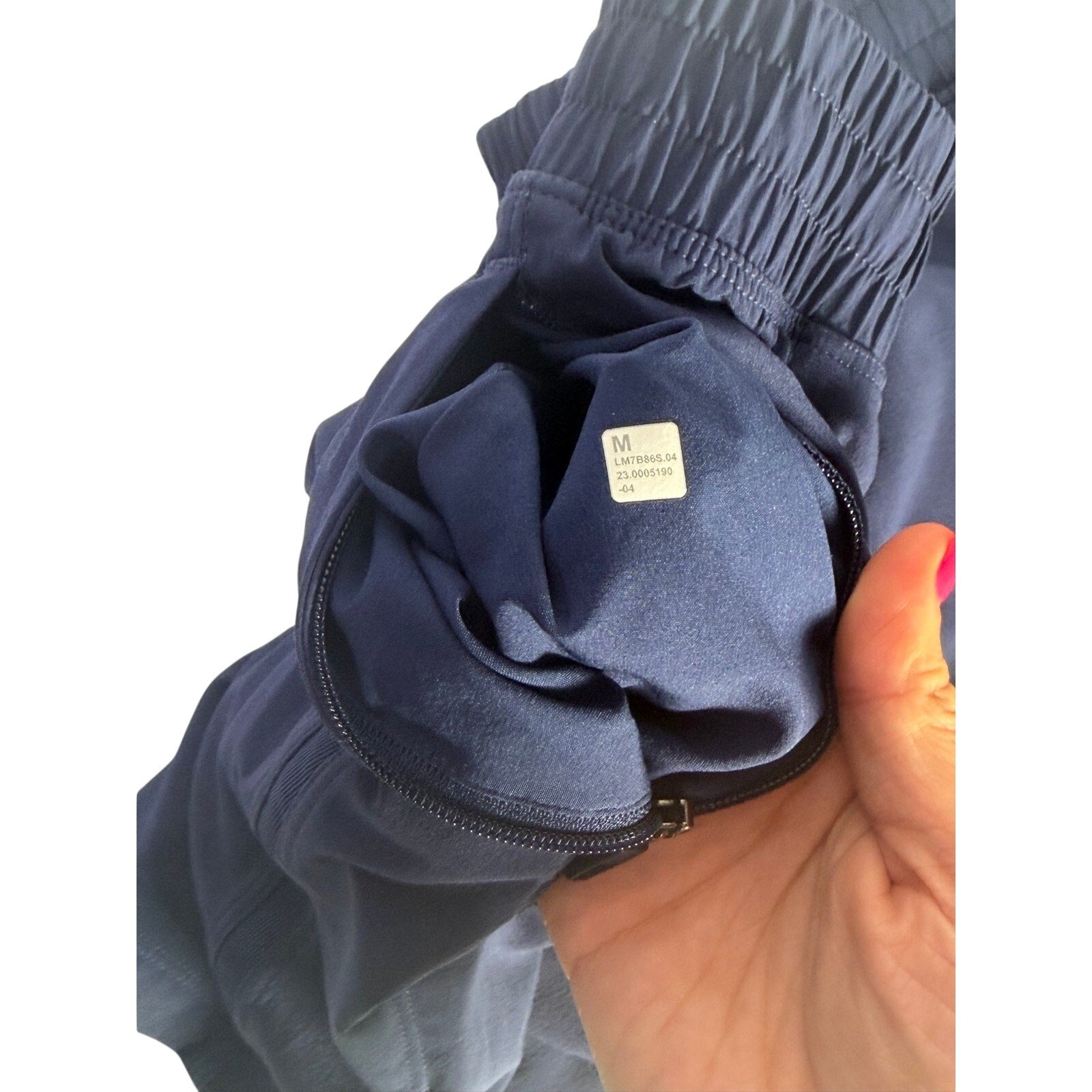 Lululemon Men’s Athletic Running Shorts Navy Blue Size M