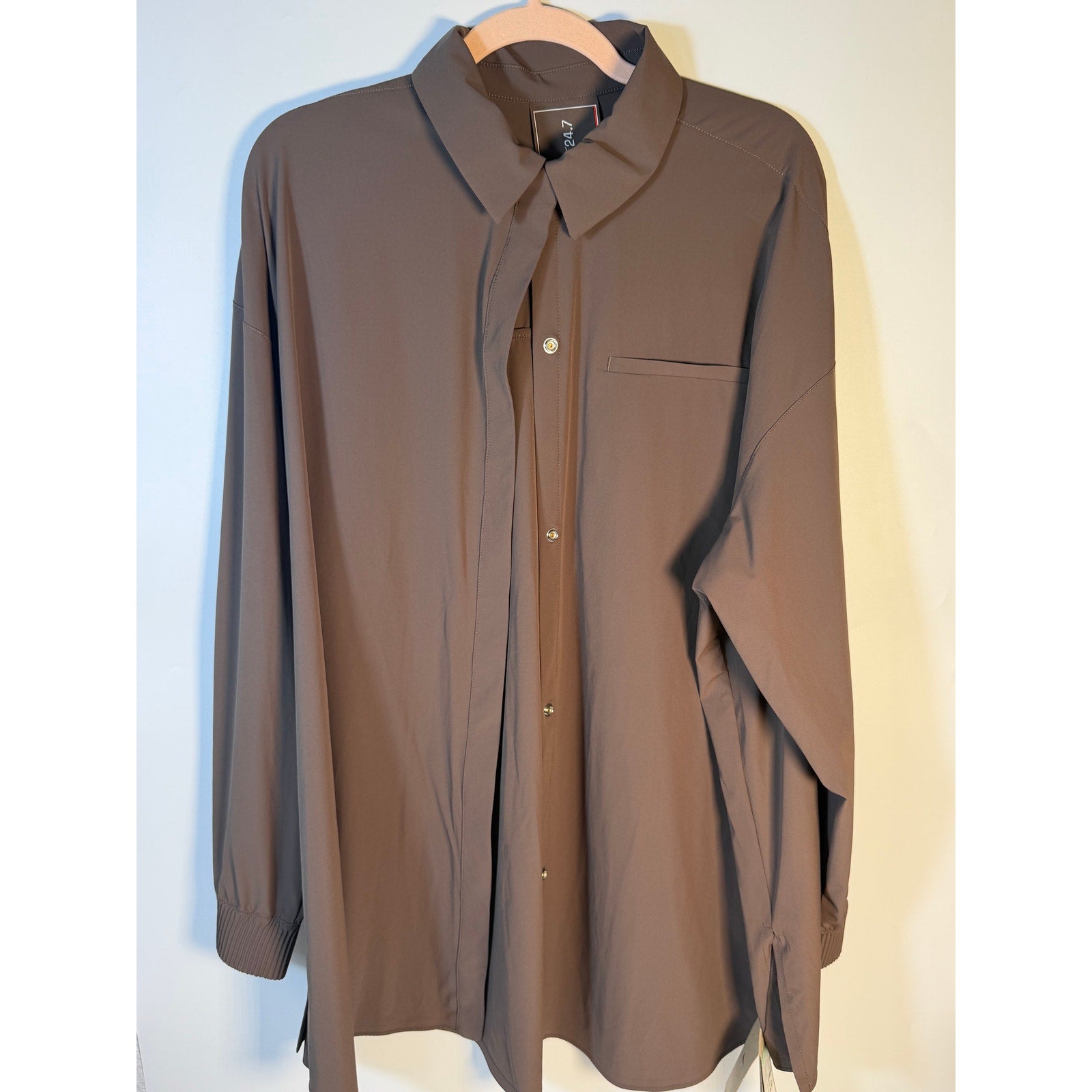 Nike 24.7 Women's XL Brown Dri-FIT Training Button Front Shirt NWT HM8385-004