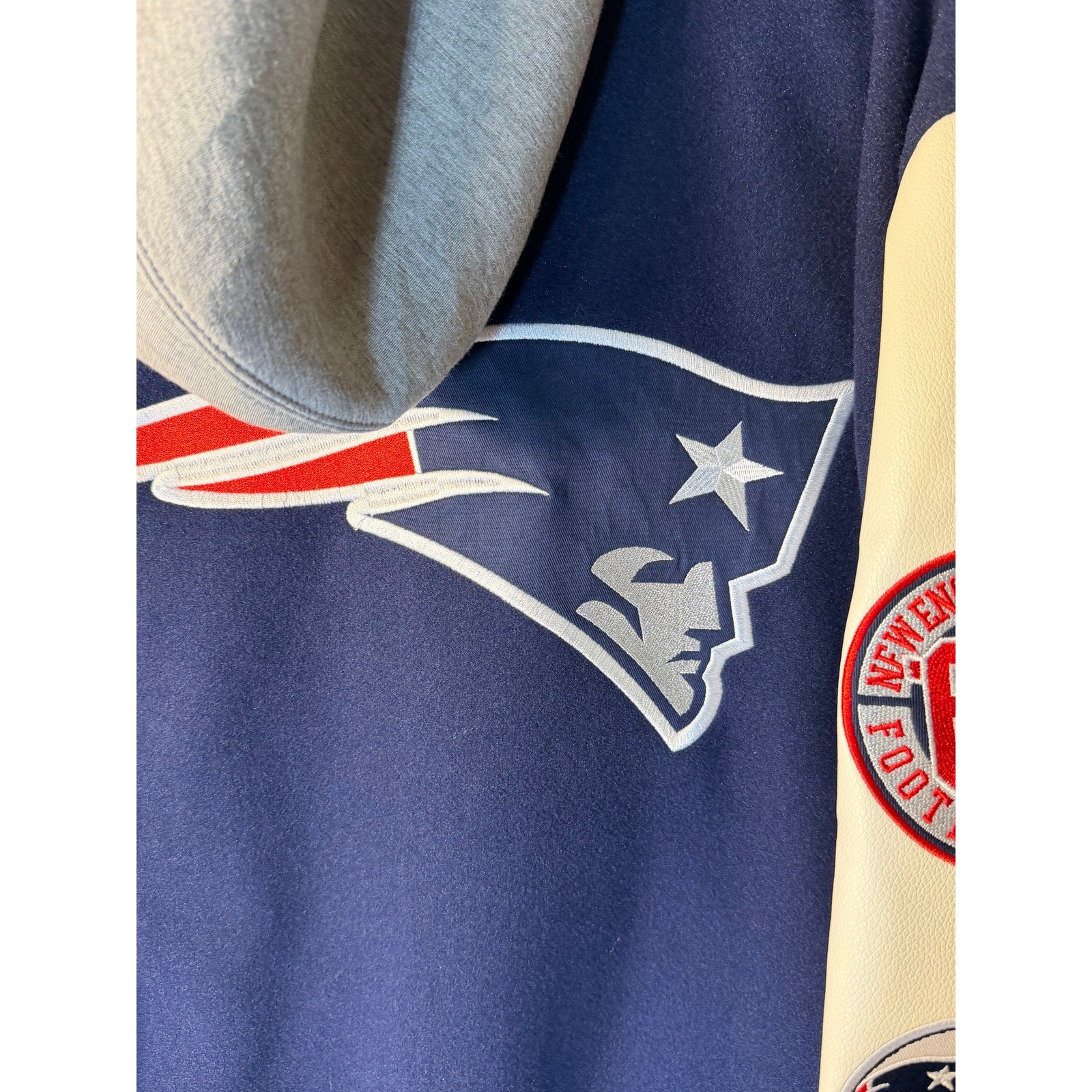 New England Patriots Women's Varsity Jacket Hoodie Blue/White XL NFL Team Apparel Embroidered Wool Faux Leather