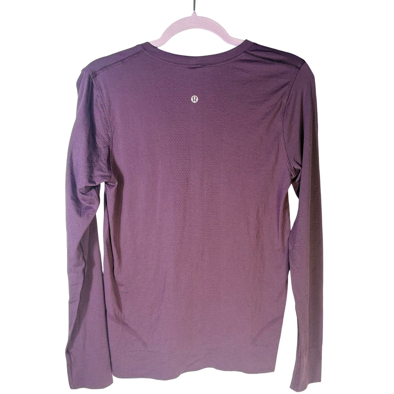 Lululemon Women’s Swiftly Tech Long-Sleeve Athletic Shirt Purple Size 6