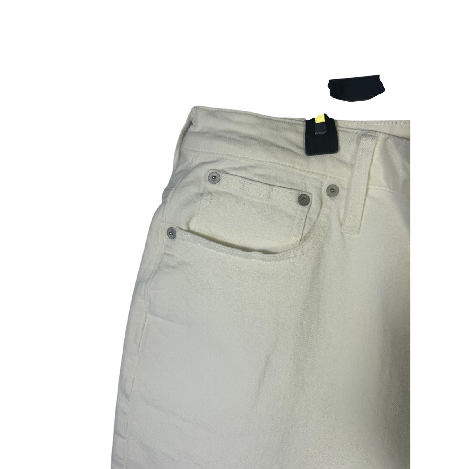 Madewell Curvy Perfect Vintage Jeans for women, high rise tapered fit in white, size 33, new with tags, front view.