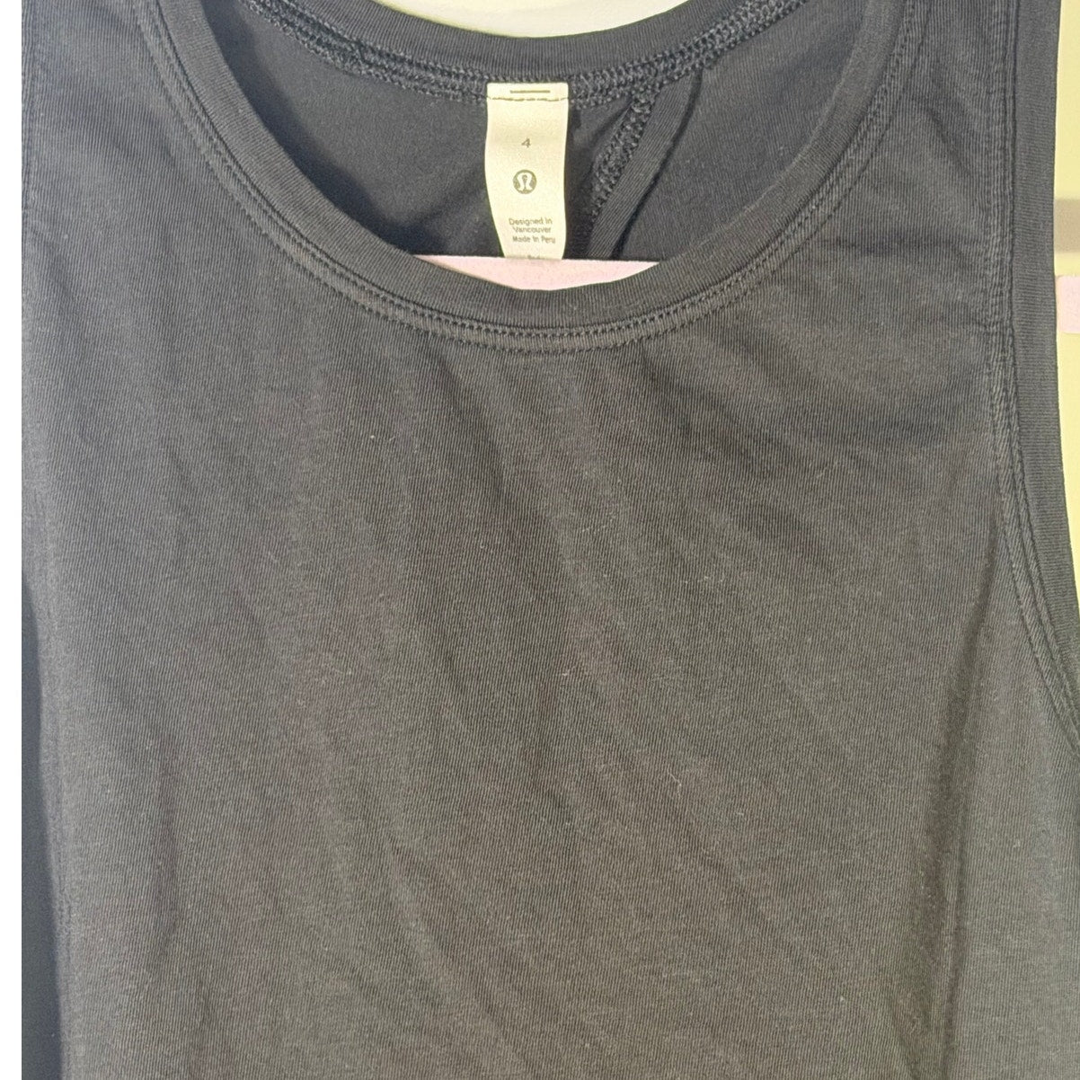 Lululemon Women’s High-Neck Open-Back Athletic Tank Top Black Size 4