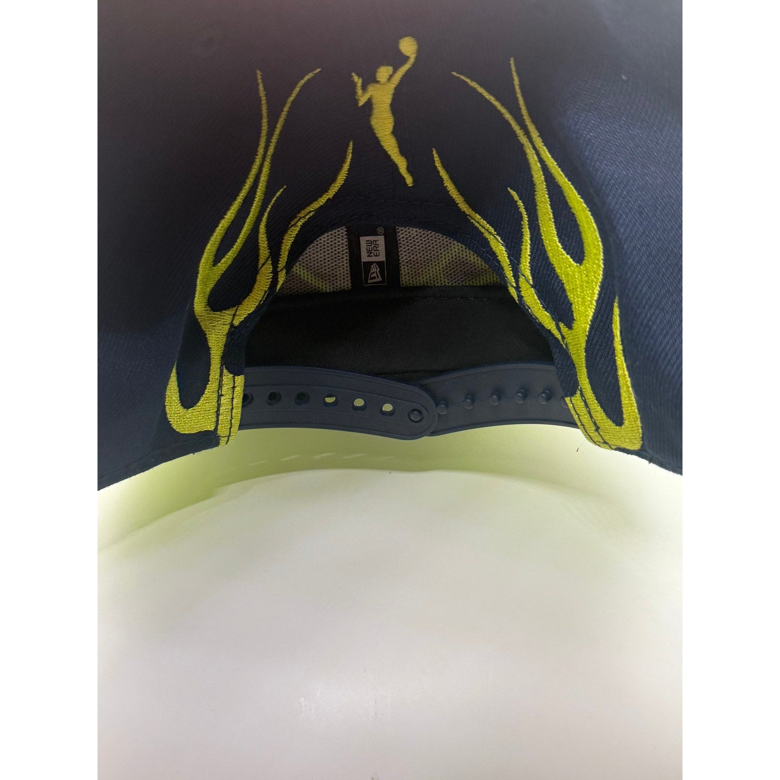 Dallas Wings WNBA New Era Snapback Hat Navy Neon Yellow Flame Brim One Size