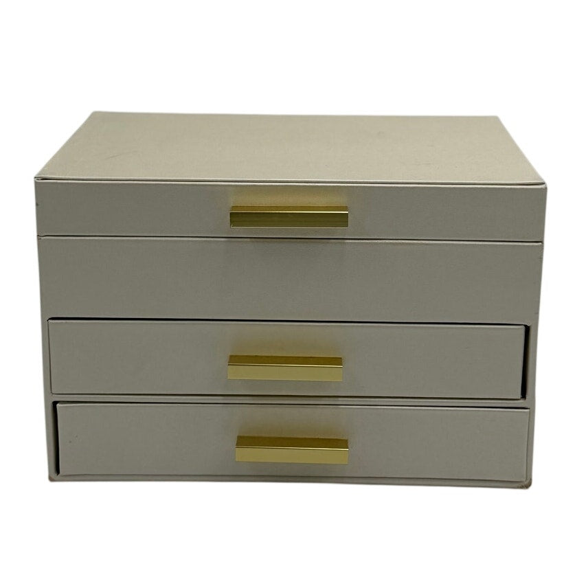3-Tier Ivory Faux Leather Jewelry Box – Champagne Gold Handles – Faux Suede Lining