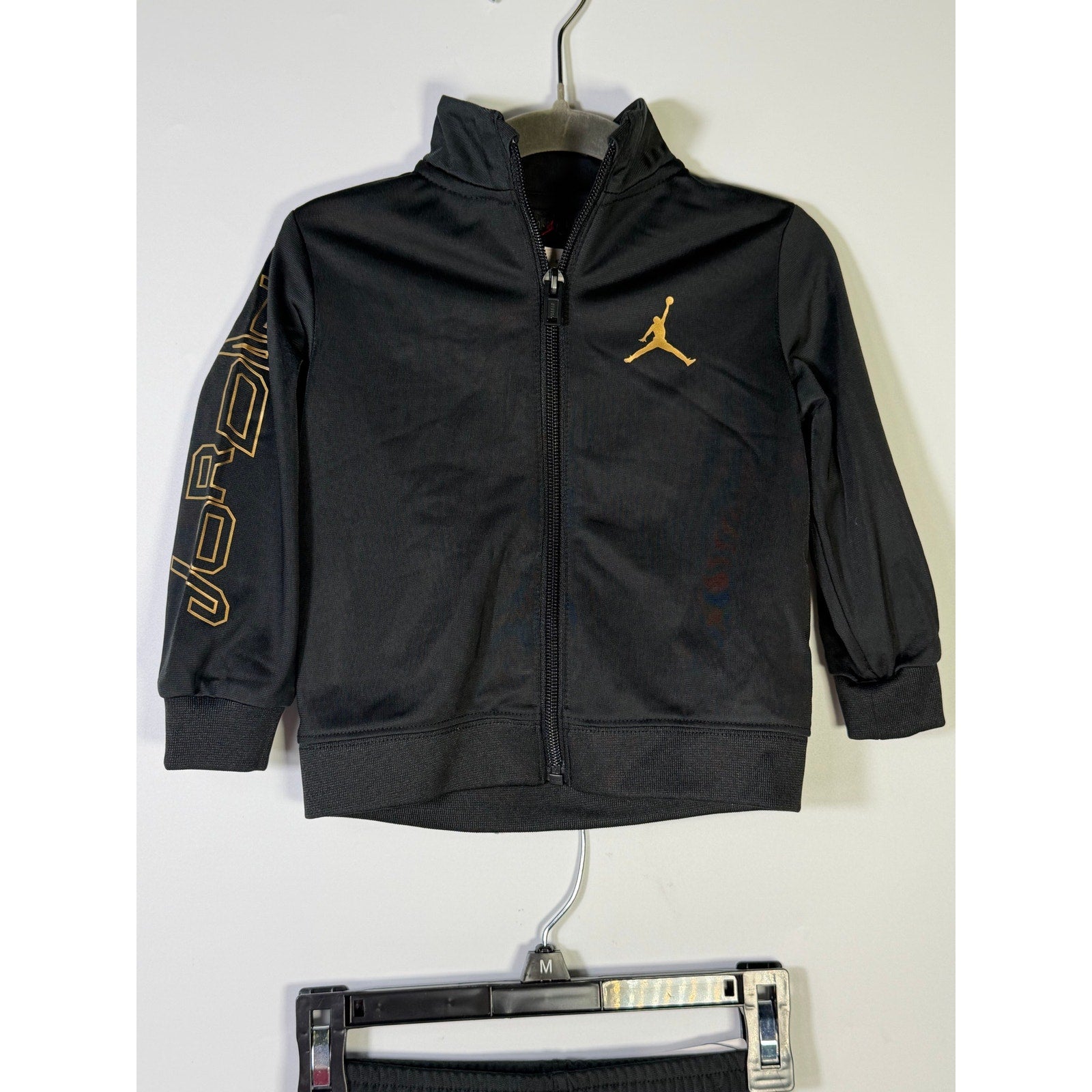 Jordan Baby Boys 2-Piece Track Jacket Jogger Set Black Gold Size 18M NWT