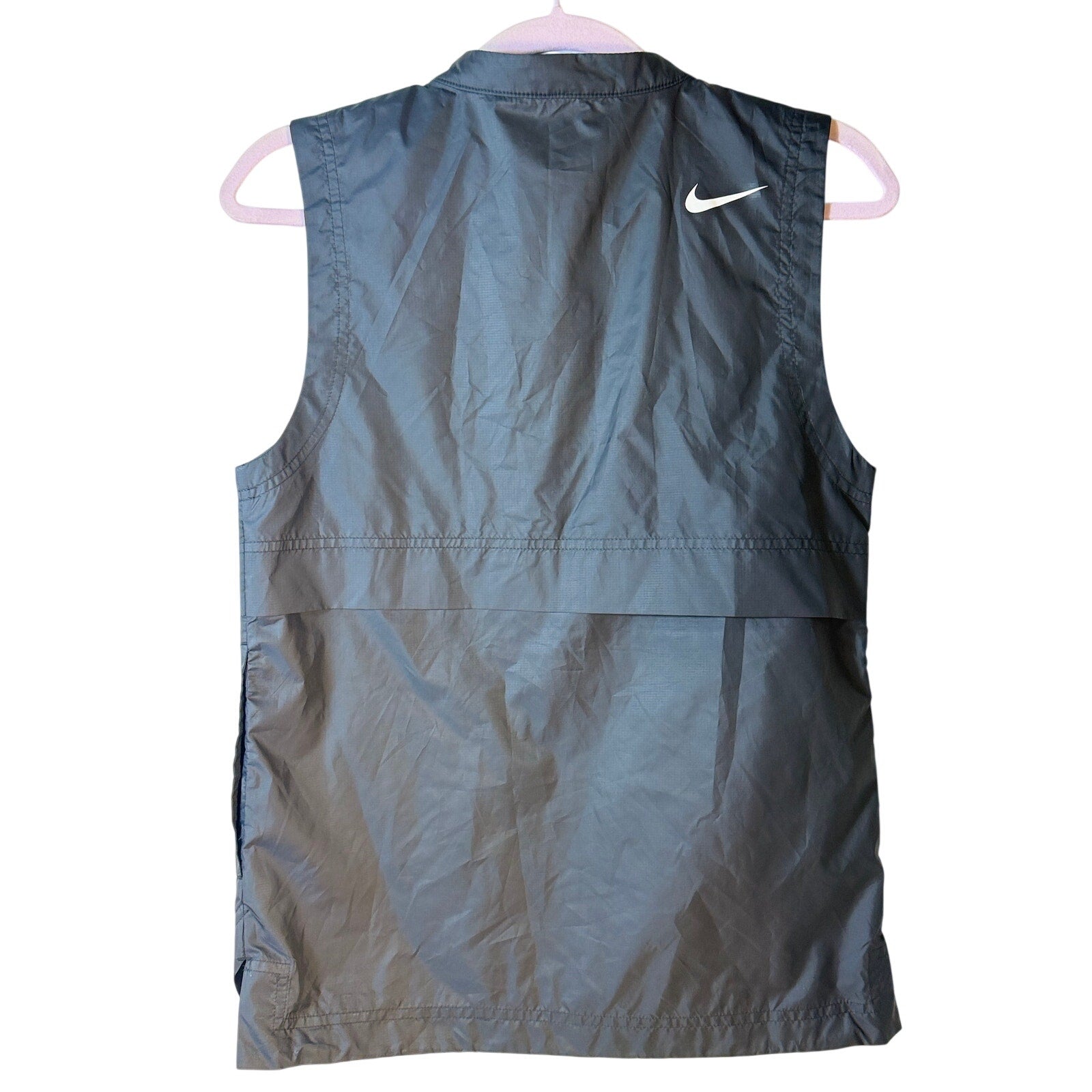 Nike Golf Women's Storm-FIT Sleeveless Full Zip Vest Gray XS DX6085-010 NWT