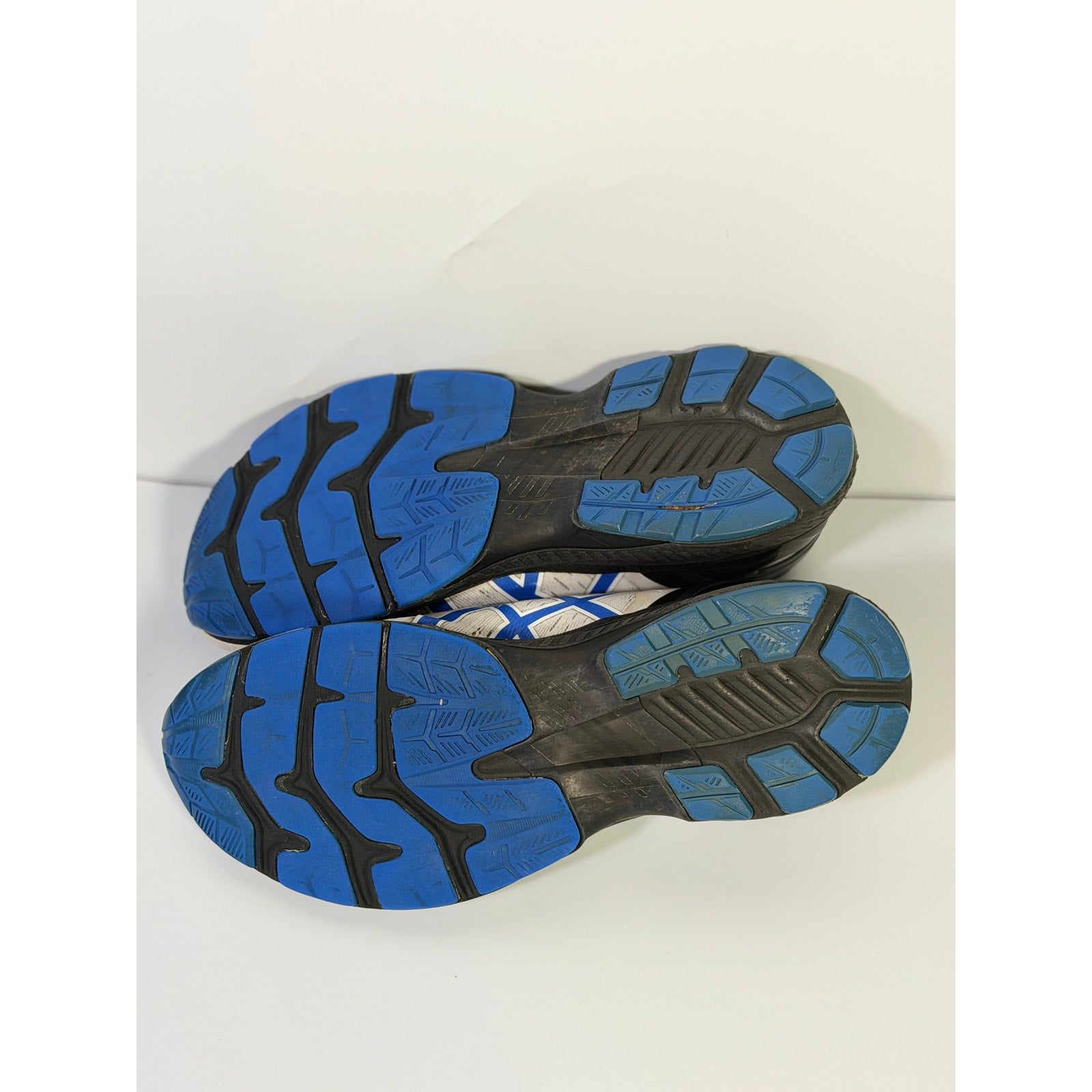 ASICS Gel Cumulus 24 Running Shoes White Blue Black Men's US 8.5 EU 42 Athletic