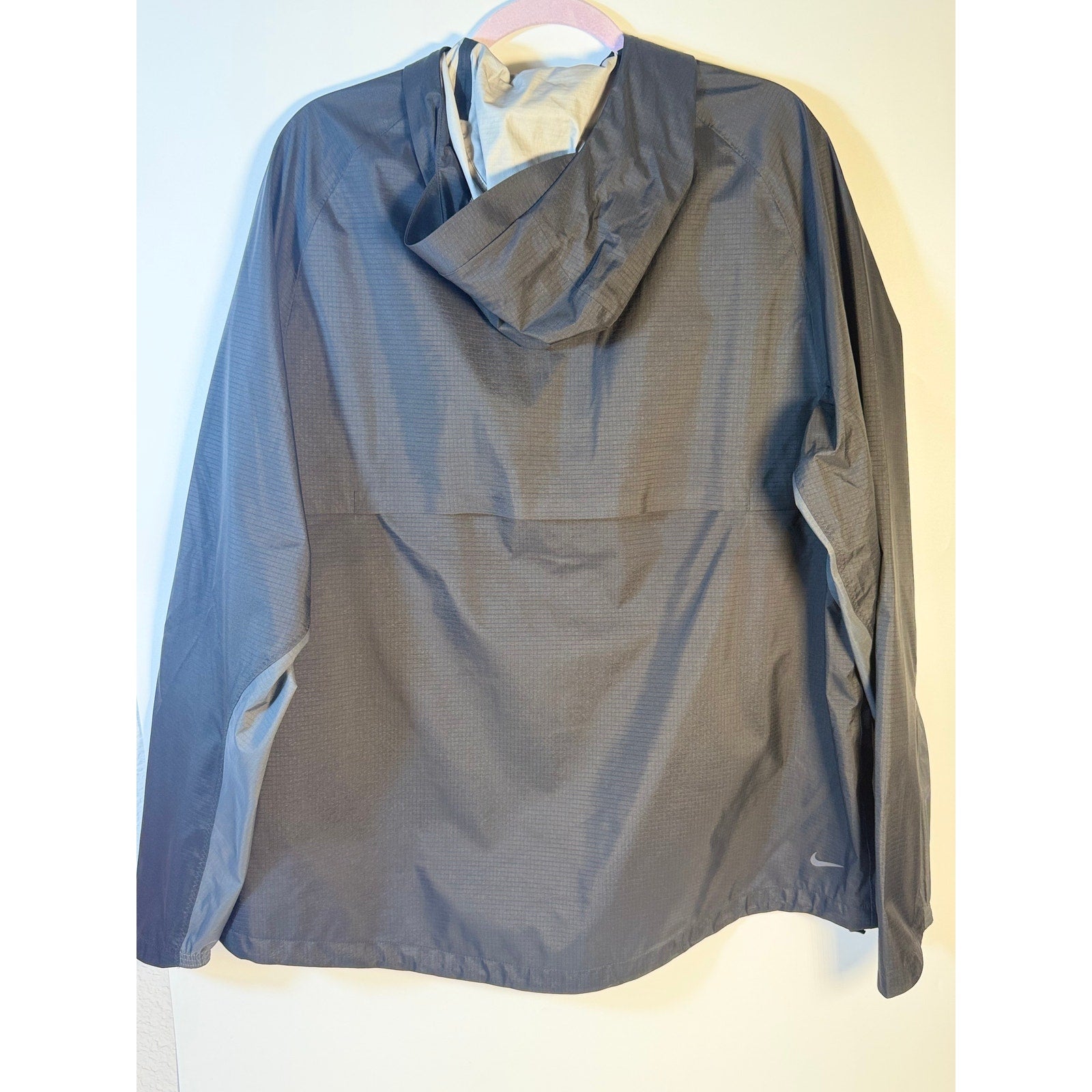 Nike Running Windrunner Hooded Jacket Men's XL Gray Full Zip FZ1084-010 NWT
