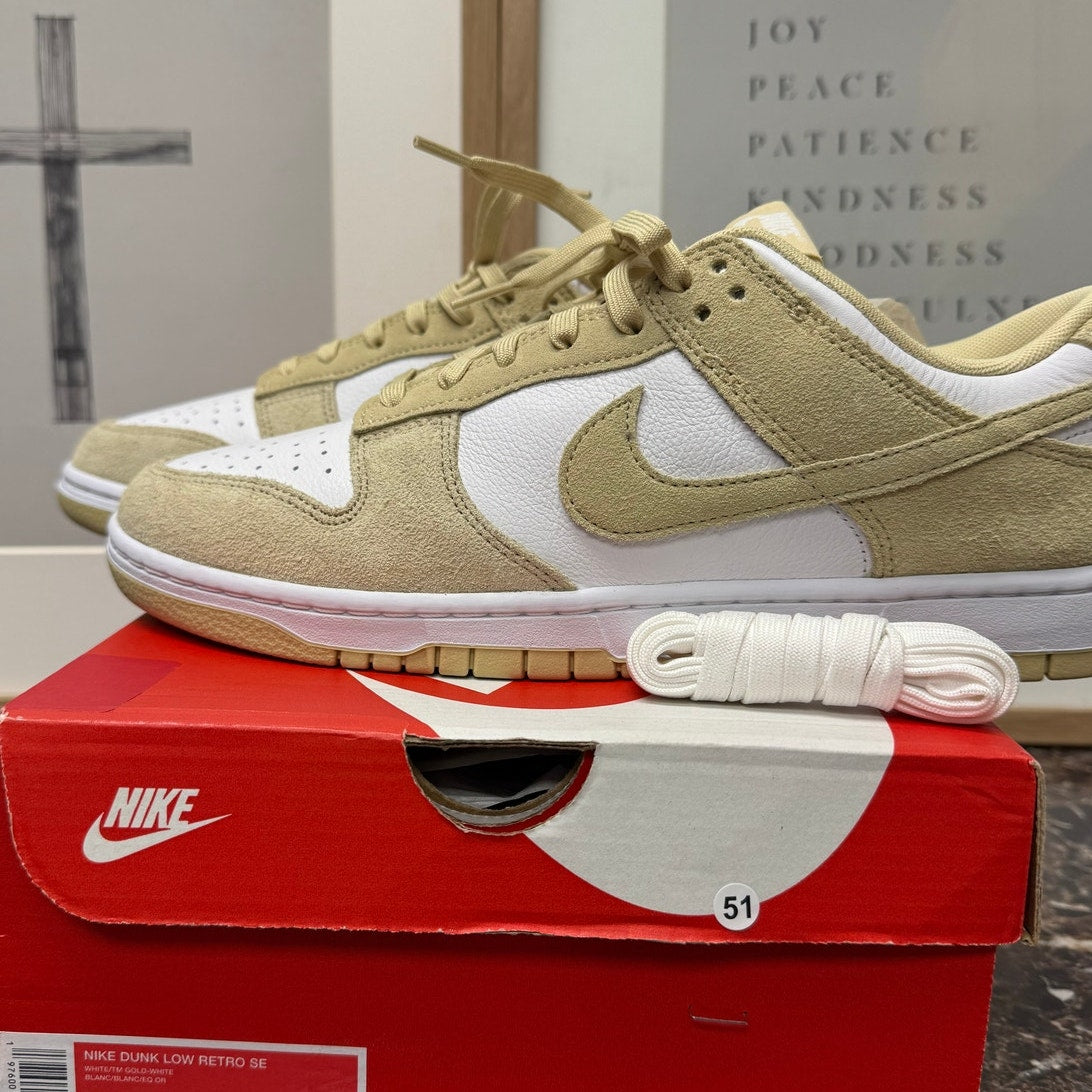 Nike Dunk Low Retro SE Men’s 11 White Gold Suede Extra Laces FQ8249-102