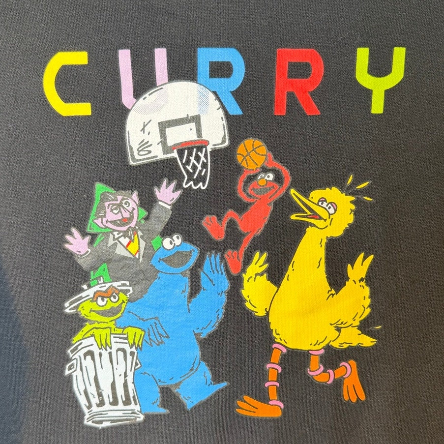 Under Armour Curry x Sesame Street Crewneck Sweatshirt – Youth Medium – Black