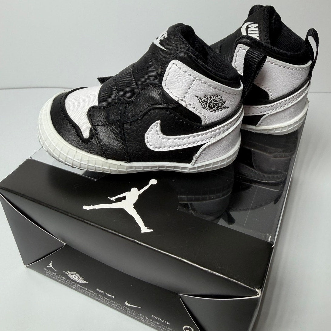 Nike Air Jordan 1 Retro High OG Crib Shoes – Infant Size 2C – Black / White