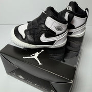 Nike Air Jordan 1 Retro High OG Crib Shoes – Infant Size 2C – Black / White