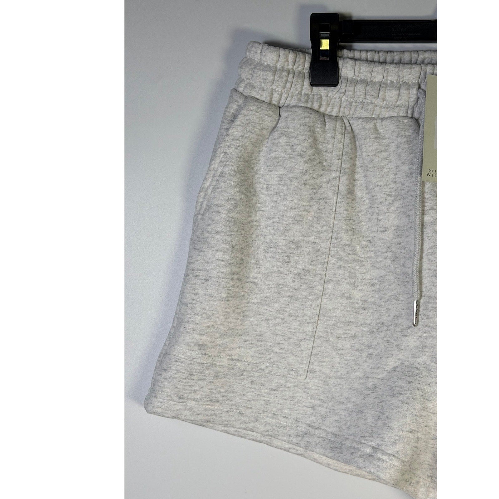 WILO The Label Women’s Fleece Jog Shorts White Marle Size large NWT