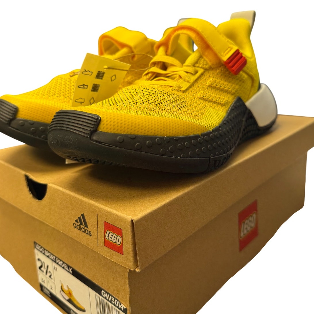 adidas x LEGO Sport Pro EL K Kids 2.5 Yellow Black Sneakers GW3014 NIB