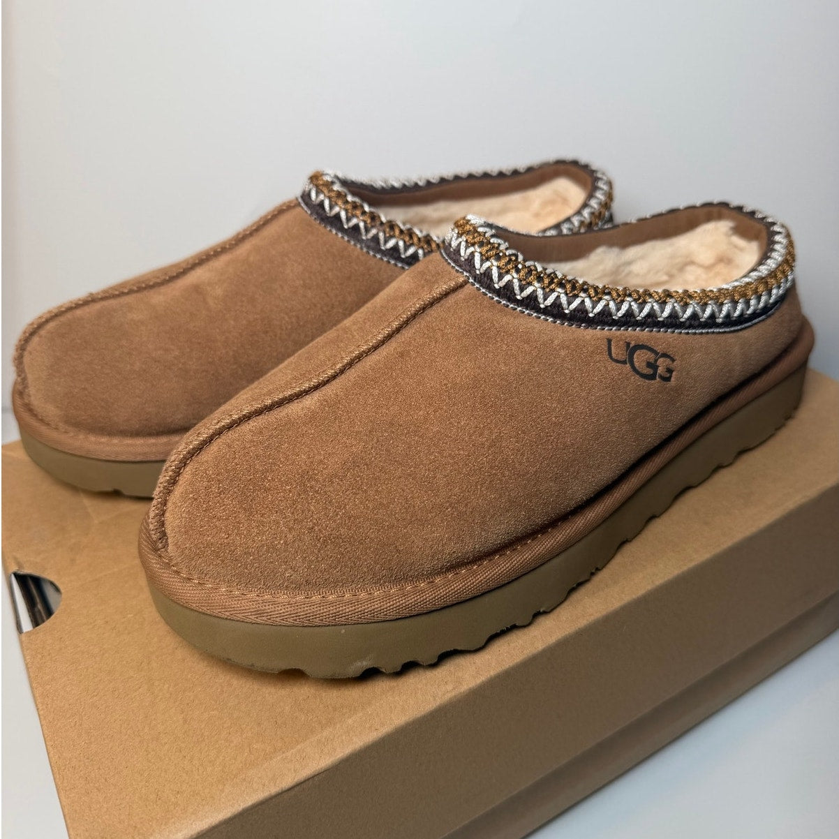 UGG Tasman II Slippers Chestnut Women’s Size 9 – New