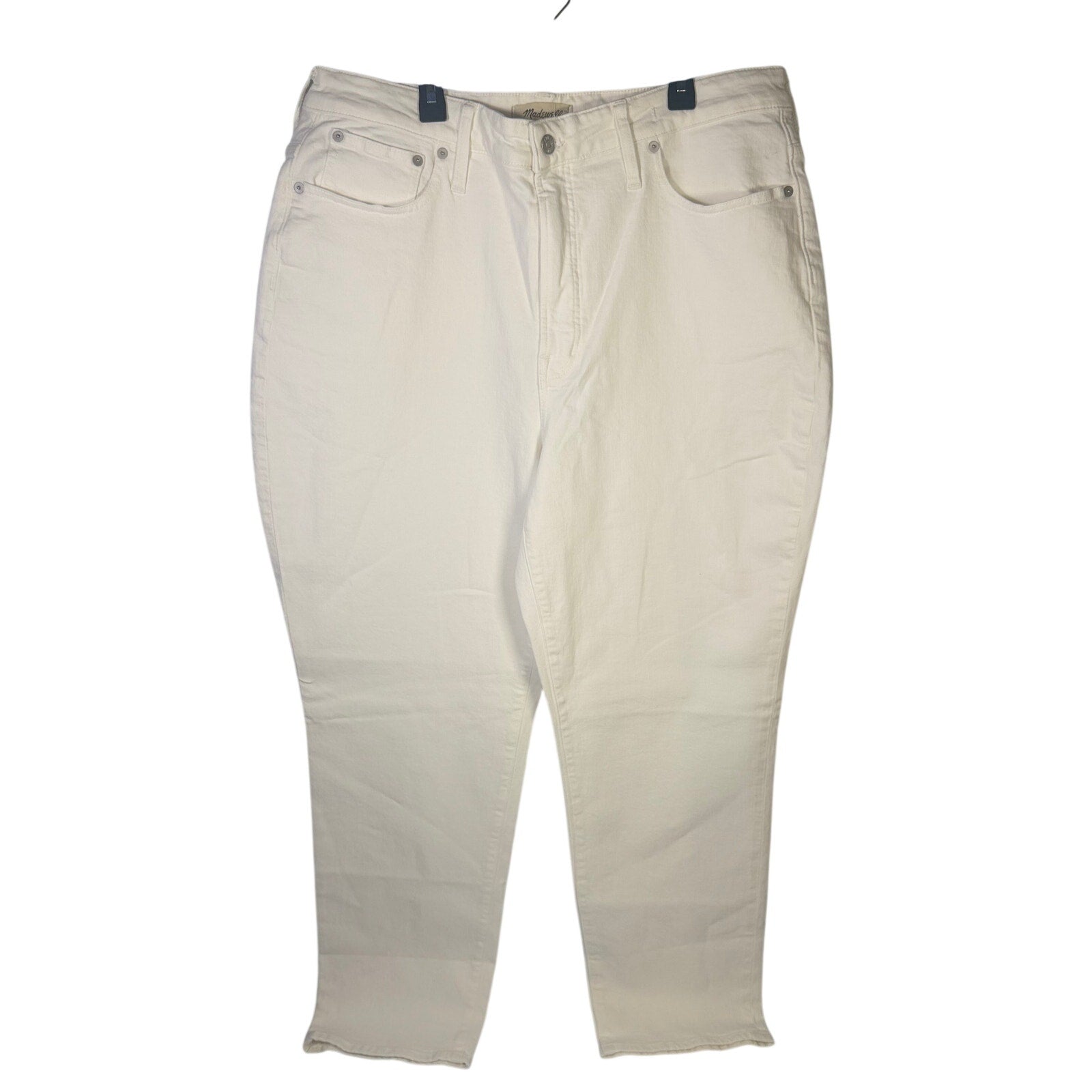 Madewell Curvy Perfect Vintage Jeans for women, high rise tapered fit in white, new with tags, size 33, front view