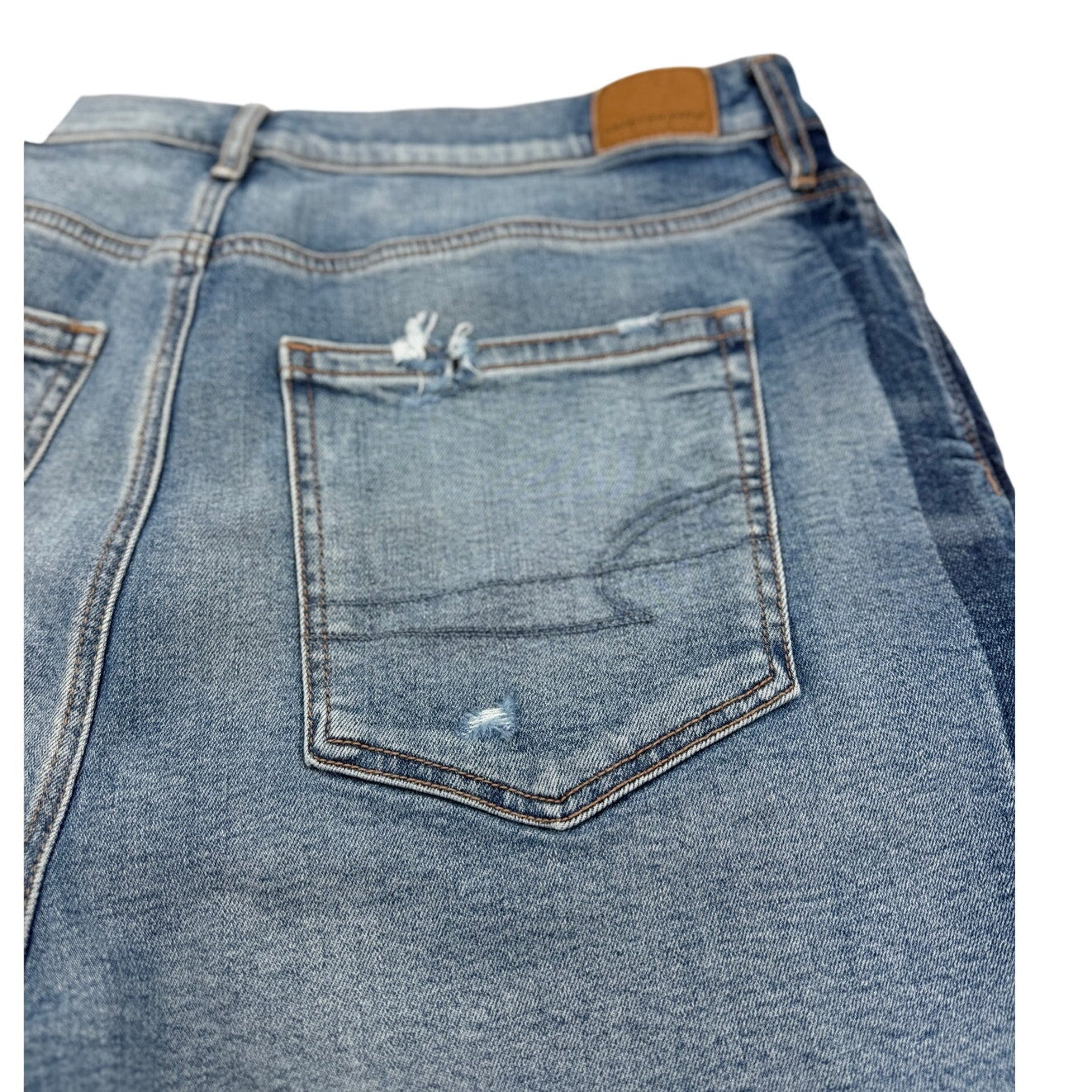 American Eagle Women’s Rigid Denim Jeans SIZE 14