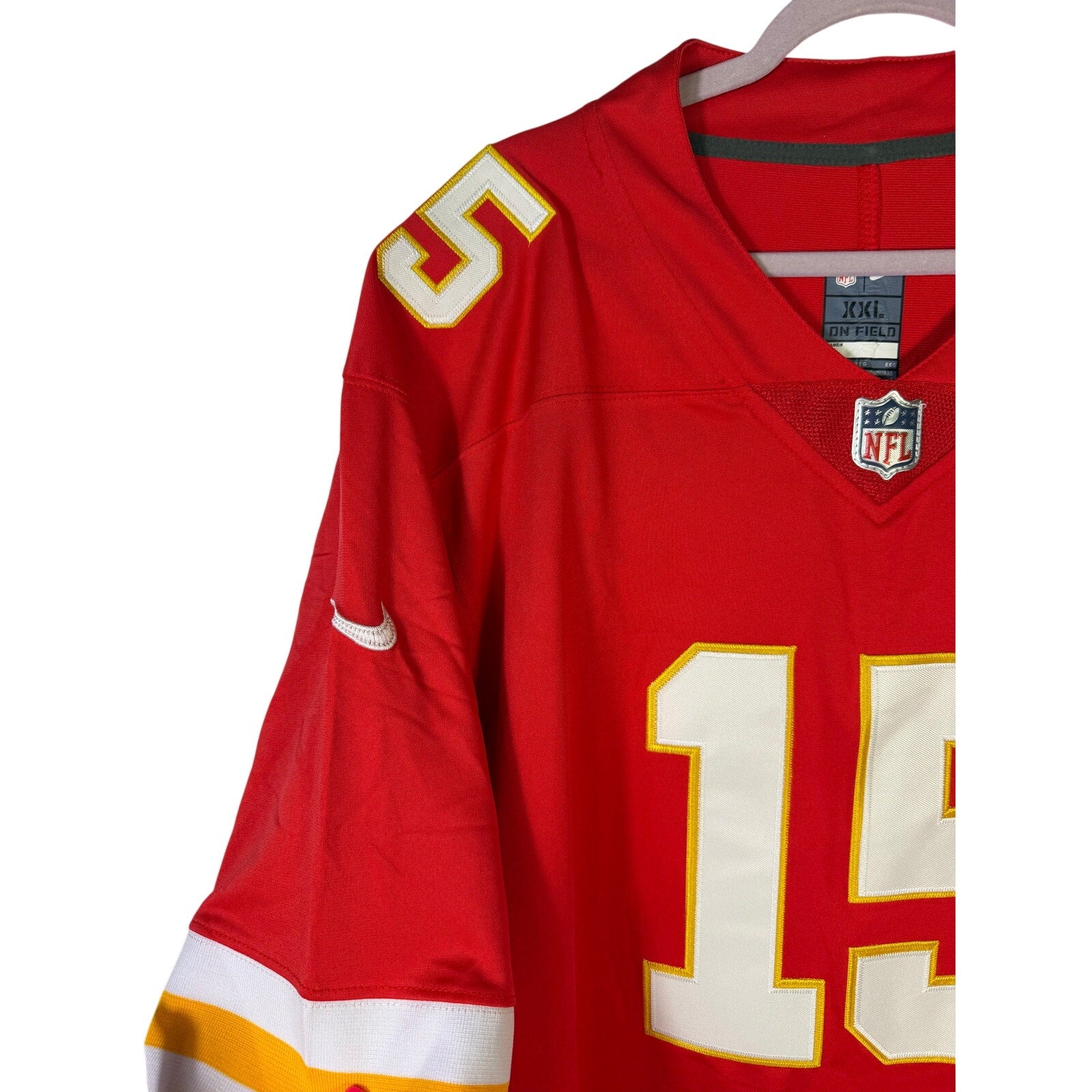 Nike NFL Kansas City Chiefs Patrick Mahomes #15 On Field Jersey – Men's Size XXL