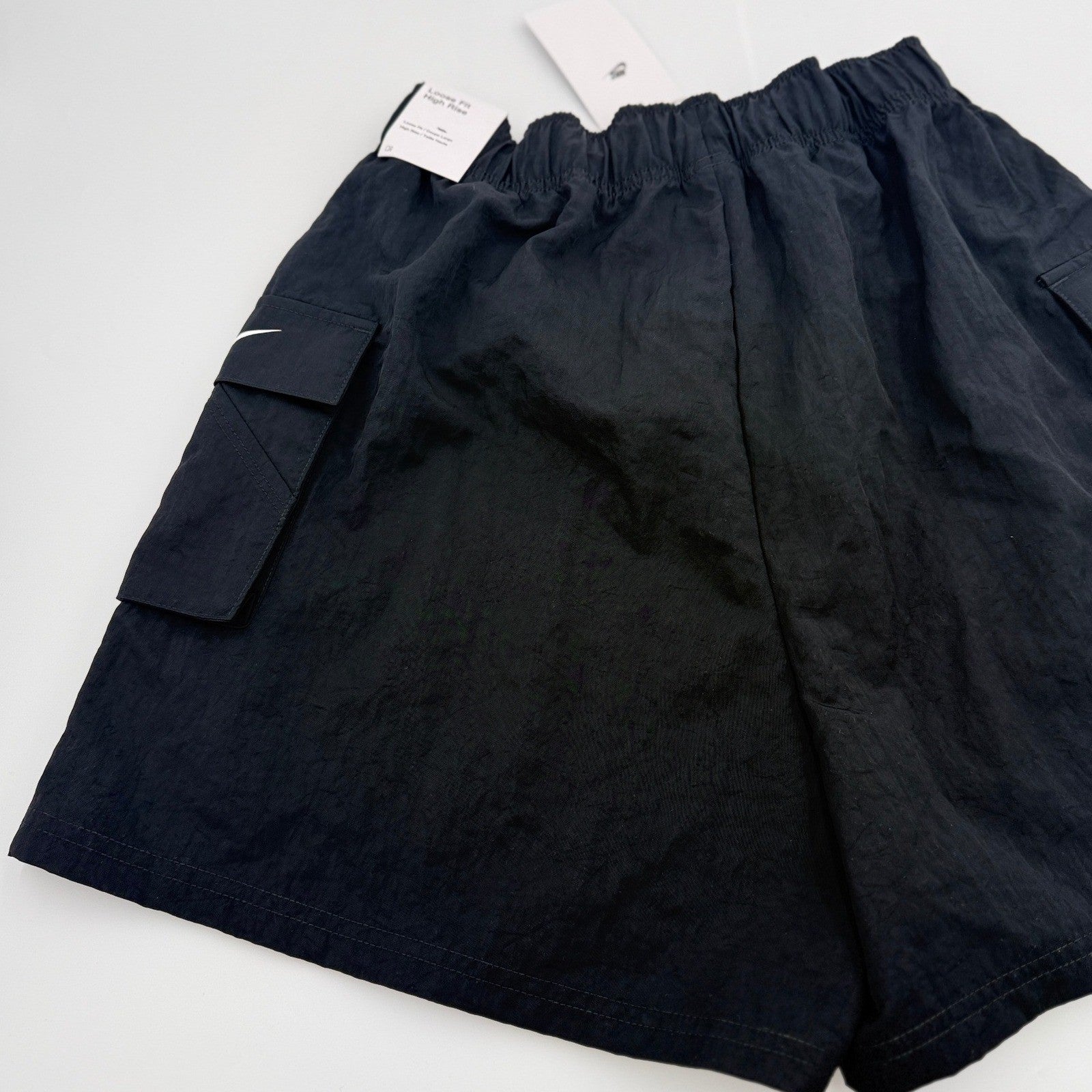 NWT Nike Sportswear Essential Women's Woven High-Rise Shorts | Women's Medium