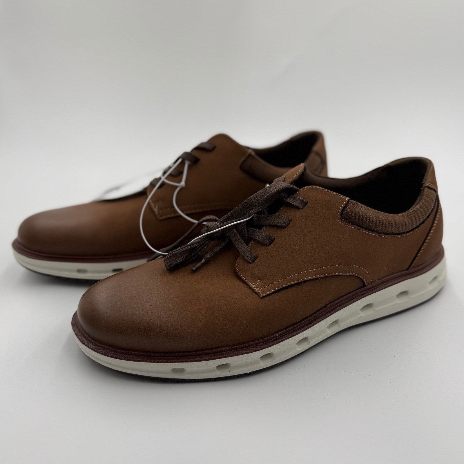 Lands' End Sport Oxford in Dark Tan/White Men's Size 11