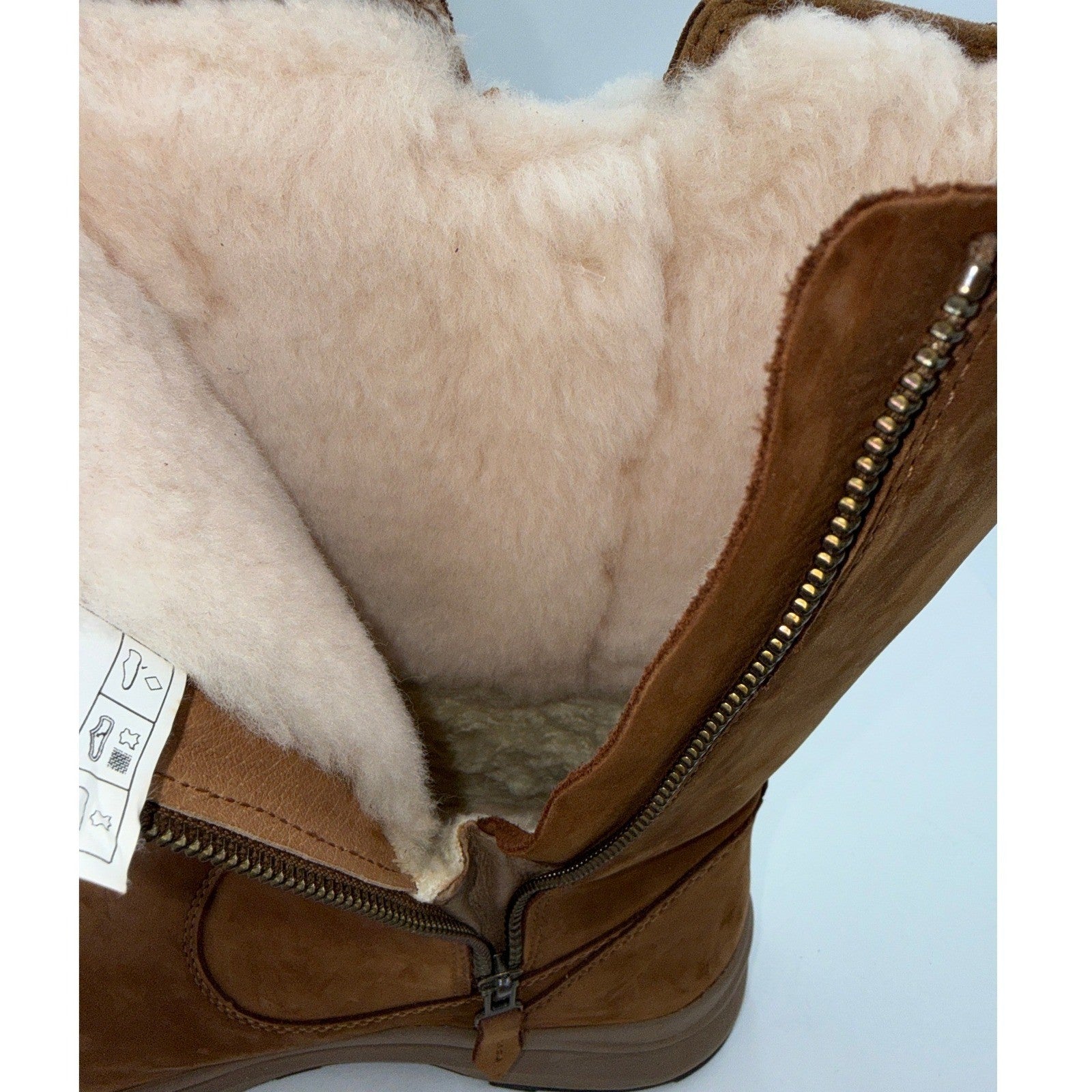 UGG Women's Waterproof Leather Winter Boots – Chestnut – Size 9.5W