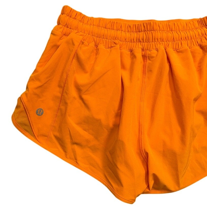 NWT Lululemon Hotty Hot Low-Rise Short 2.5” Lined – LITO