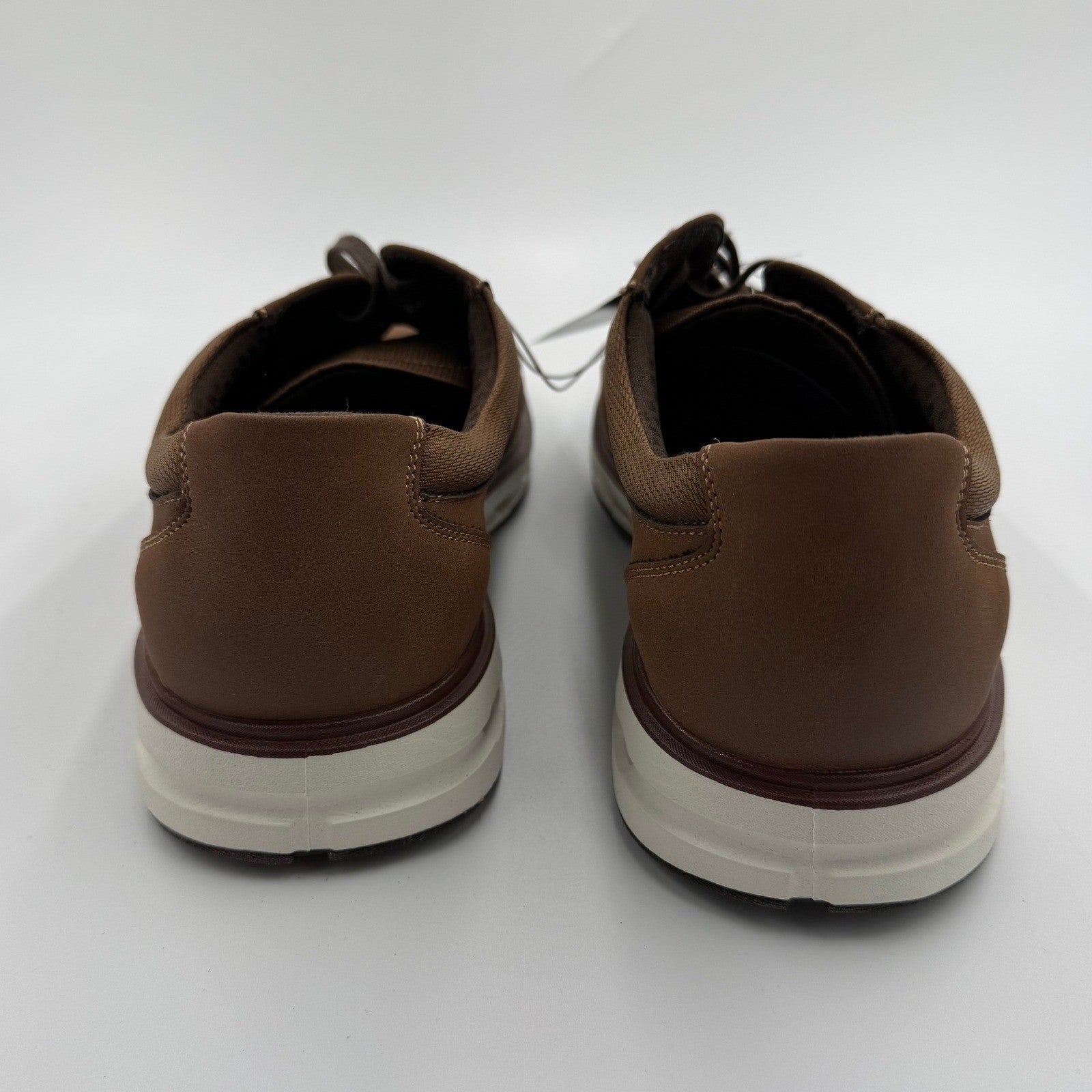 Lands' End Sport Oxford in Dark Tan/White Men's Size 11