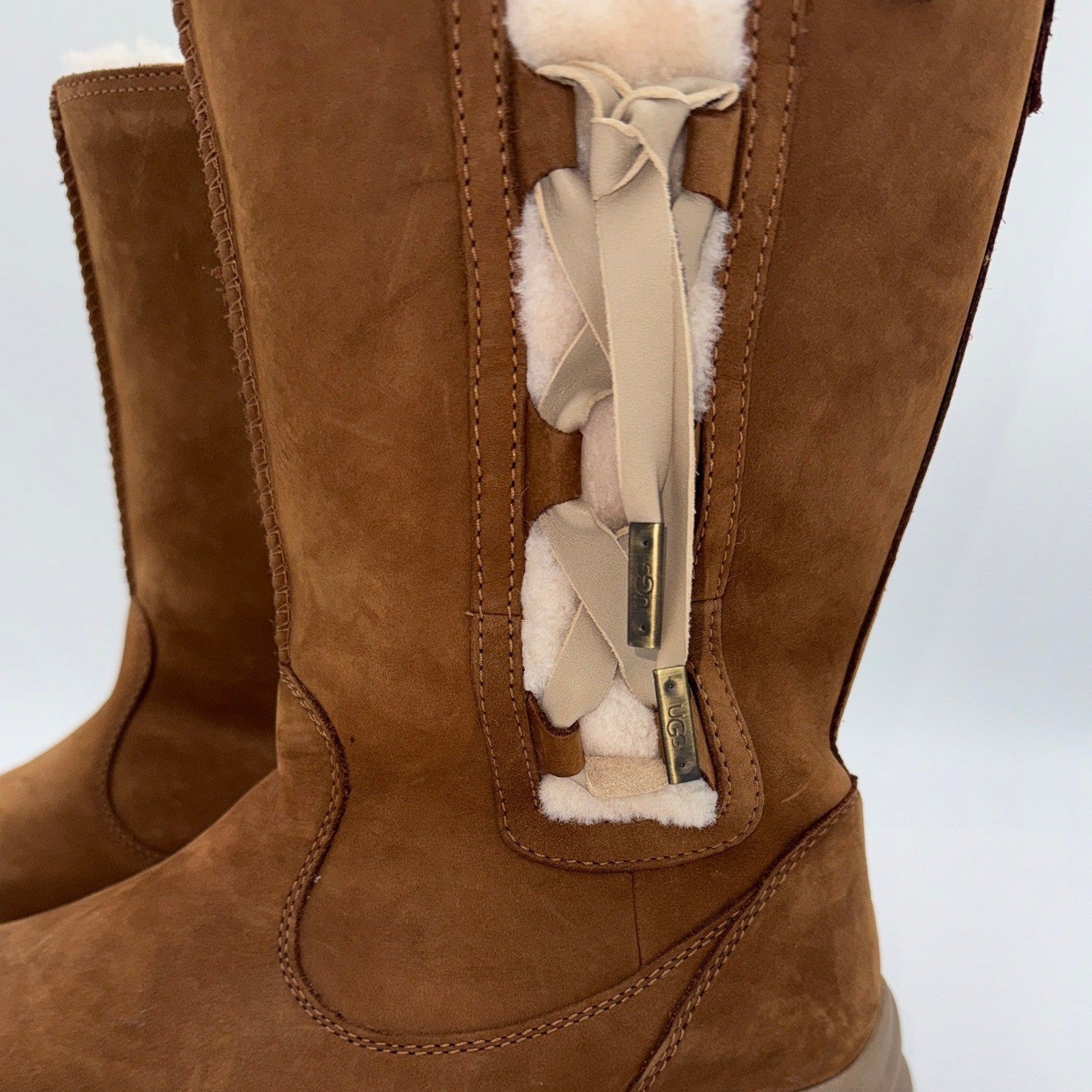 UGG Women's Waterproof Leather Winter Boots – Chestnut – Size 9.5W