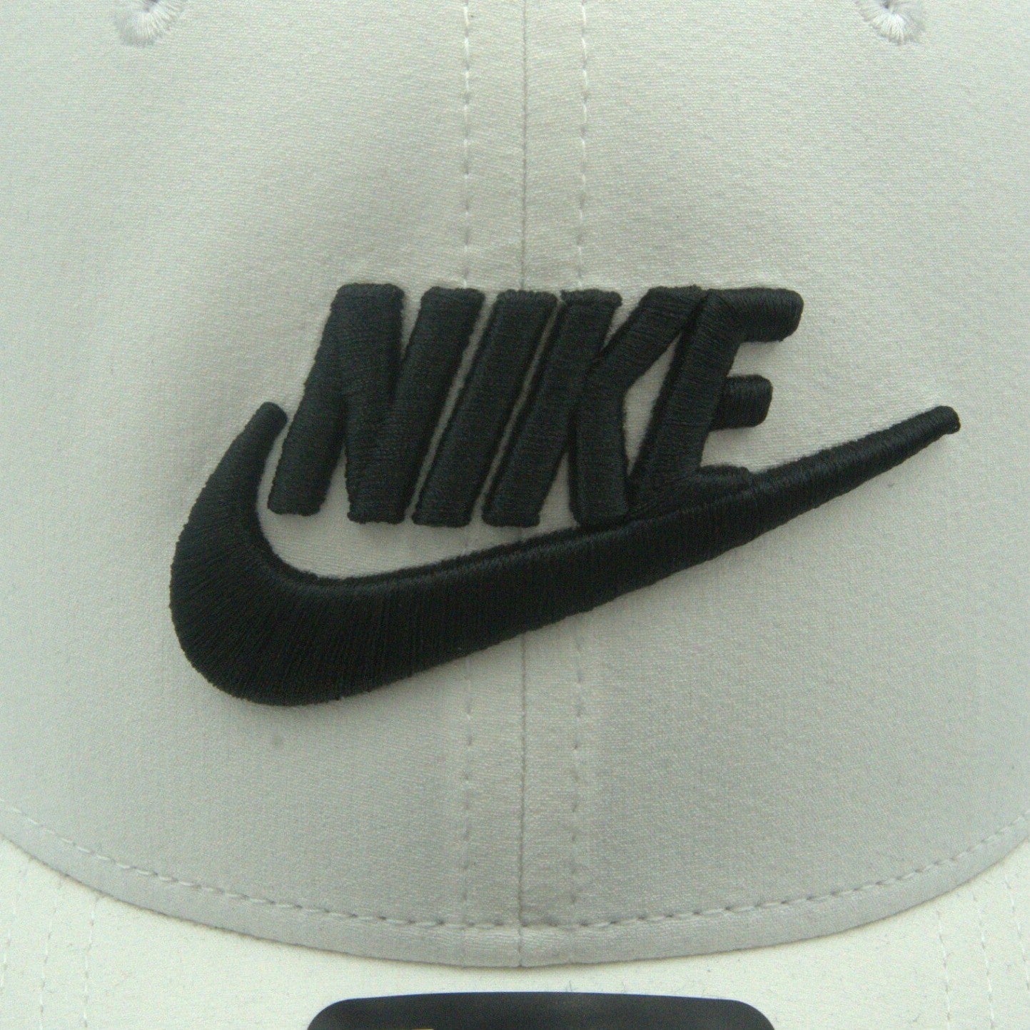 NWT Nike Swoosh Flex Cap | M/L | White | Mid-Rise Performance Hat