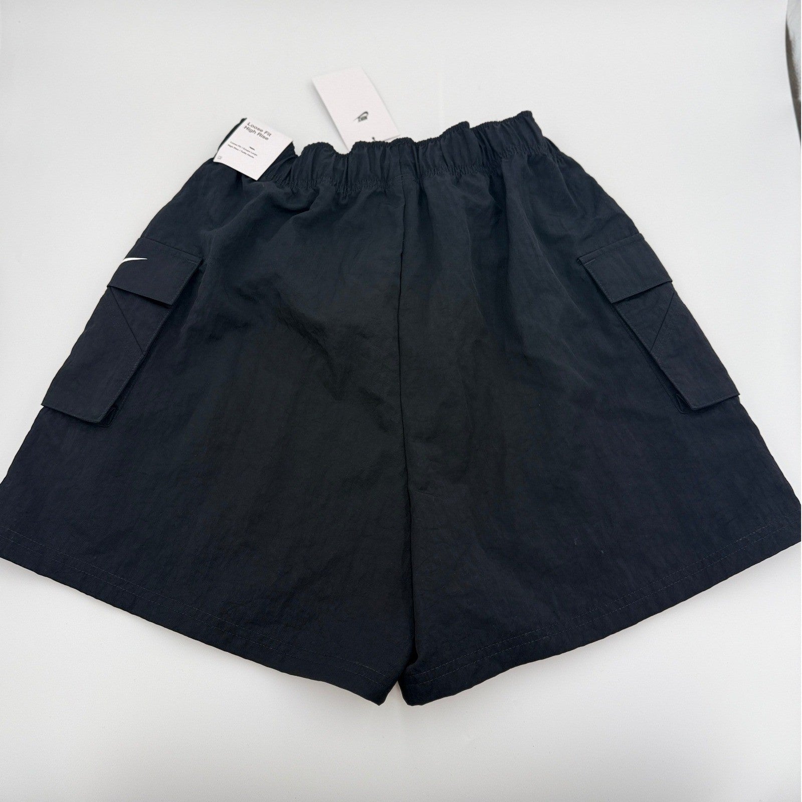 NWT Nike Sportswear Essential Women's Woven High-Rise Shorts | Women's Medium
