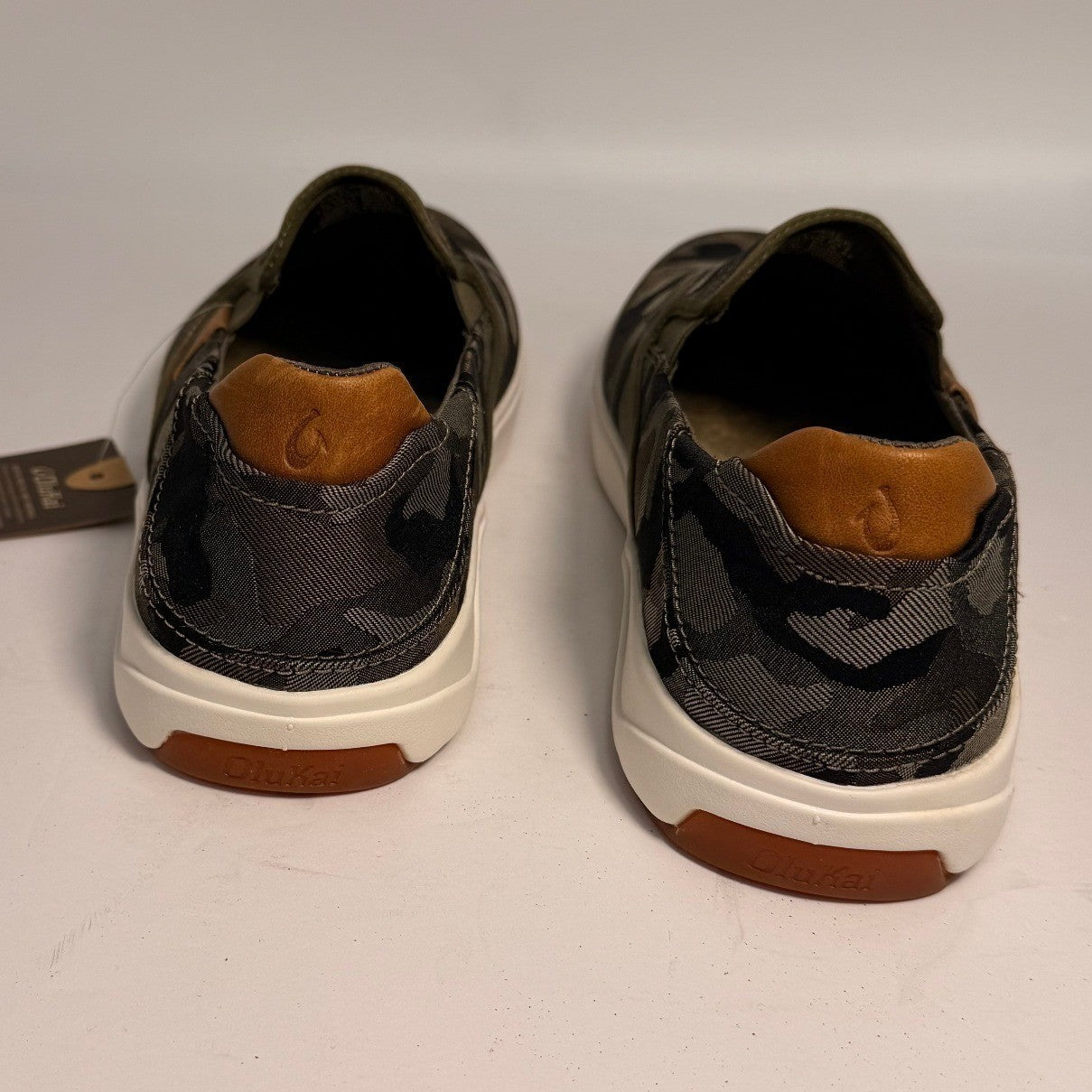 NWT OluKai Lae'ahi Pa'i in Husk/Ke Au Camo 11M