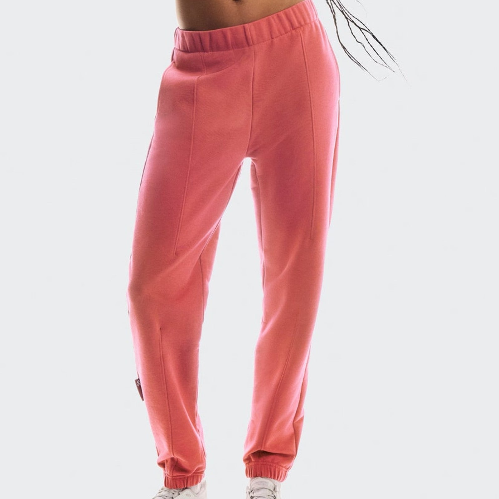 NWT OnCloud On Running Women’s Club Pants Joggers Coral Size XL Athleisure