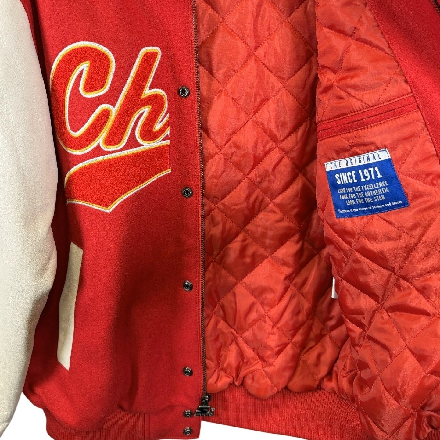 Starter Kansas City Chiefs Varsity Jacket – Quilted Lined, Embroidered Men's Med