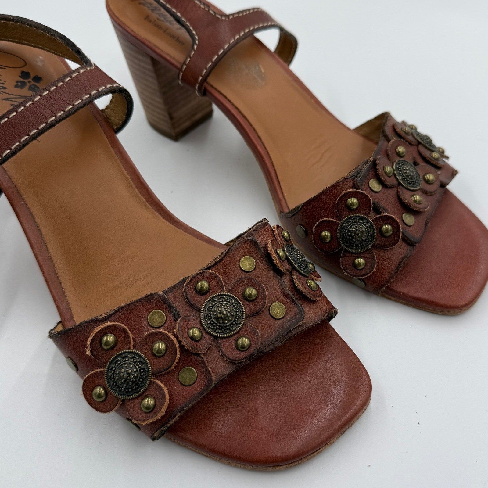 Patricia Nash Italian Leather Floral Studded Sandals Brown Women's 9.5