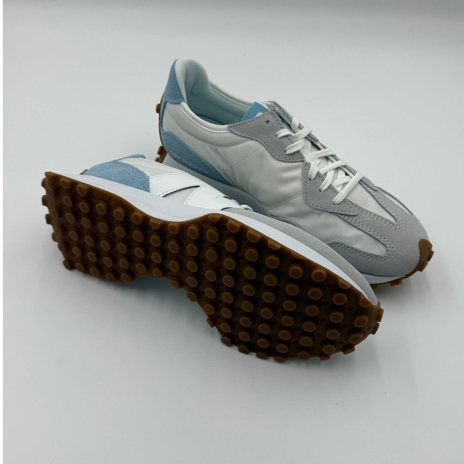 NIB/NWT New Balance 327 Grey/Grey Women's 9 Retro Running Sneakers WS327FRC