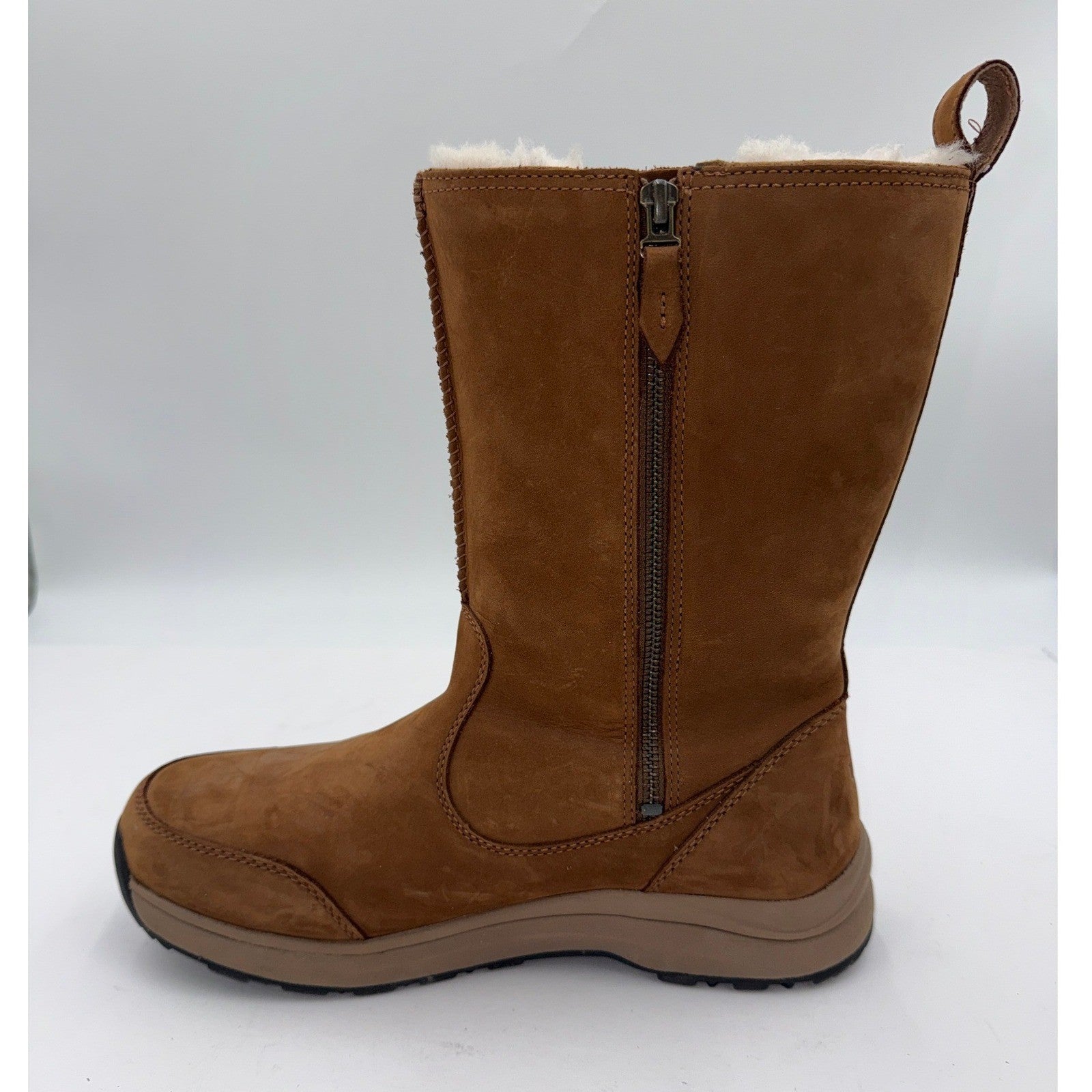 UGG Women's Waterproof Leather Winter Boots – Chestnut – Size 9.5W