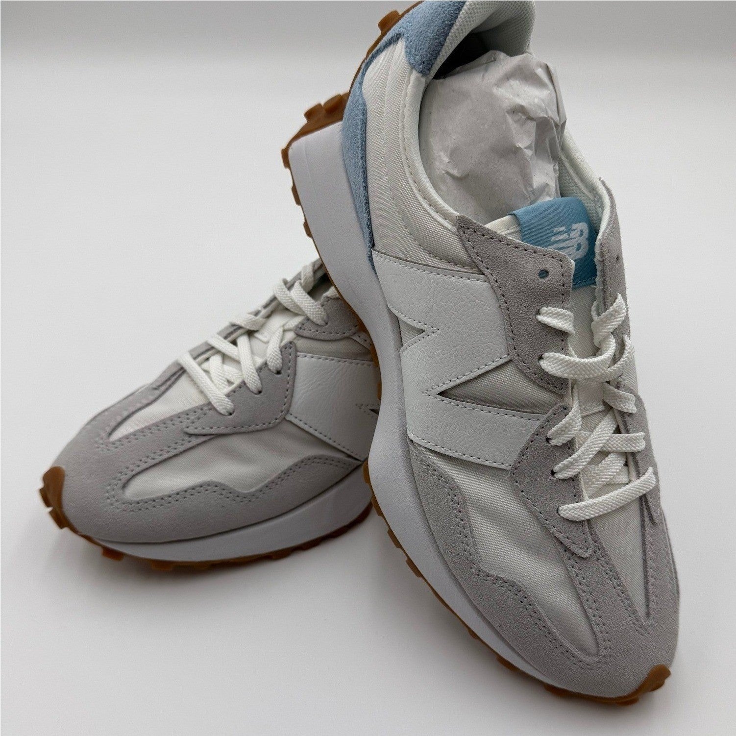 NIB/NWT New Balance 327 Grey/Grey Women's 9 Retro Running Sneakers WS327FRC