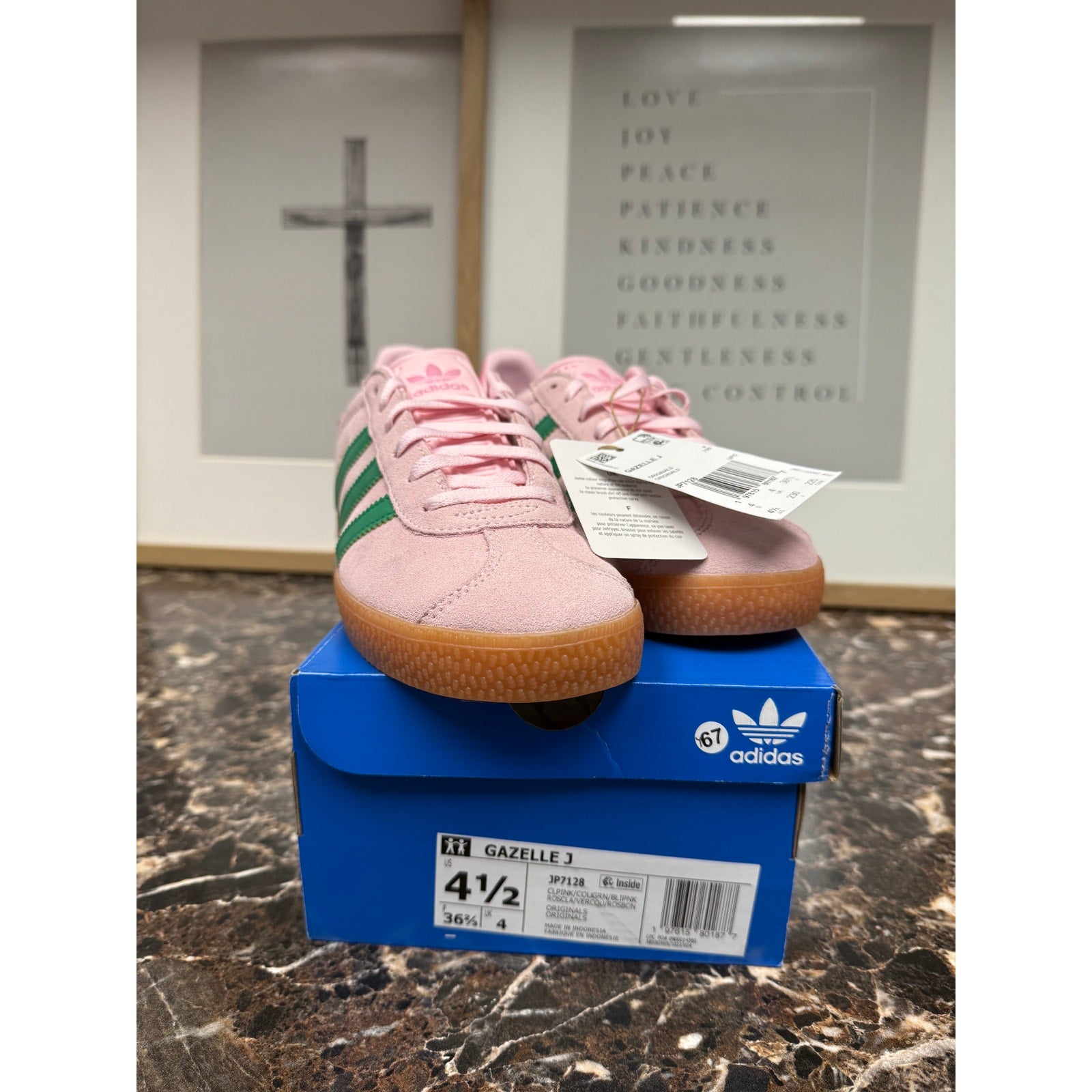adidas Gazelle J Sneakers Pink/Green Gum Sole (NIB) Youth 4.5