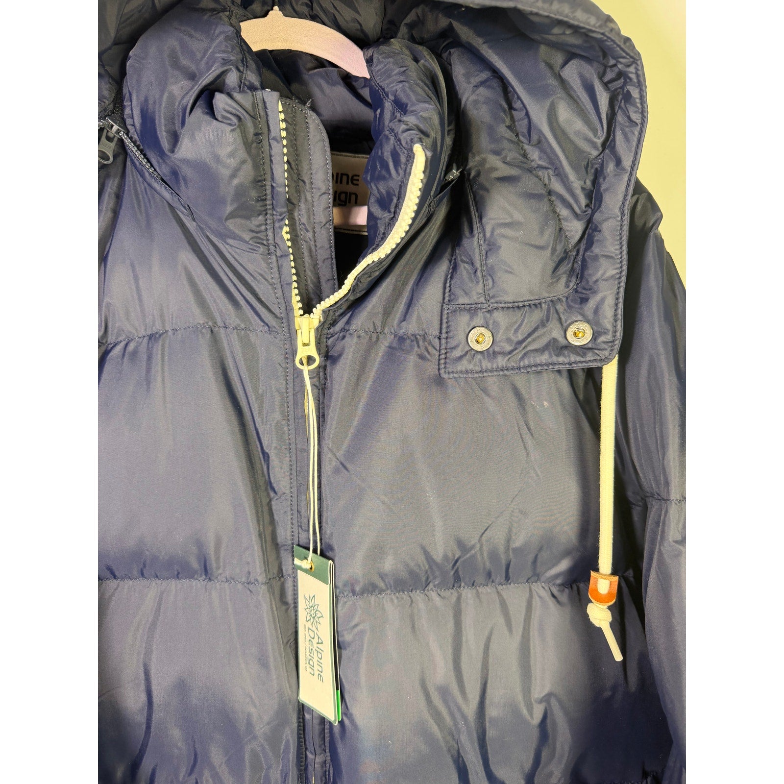 Alpine Design Men’s AD 1962 Hooded Puffer Jacket in deep navy, size large, showing the front view with hood and quilted design.