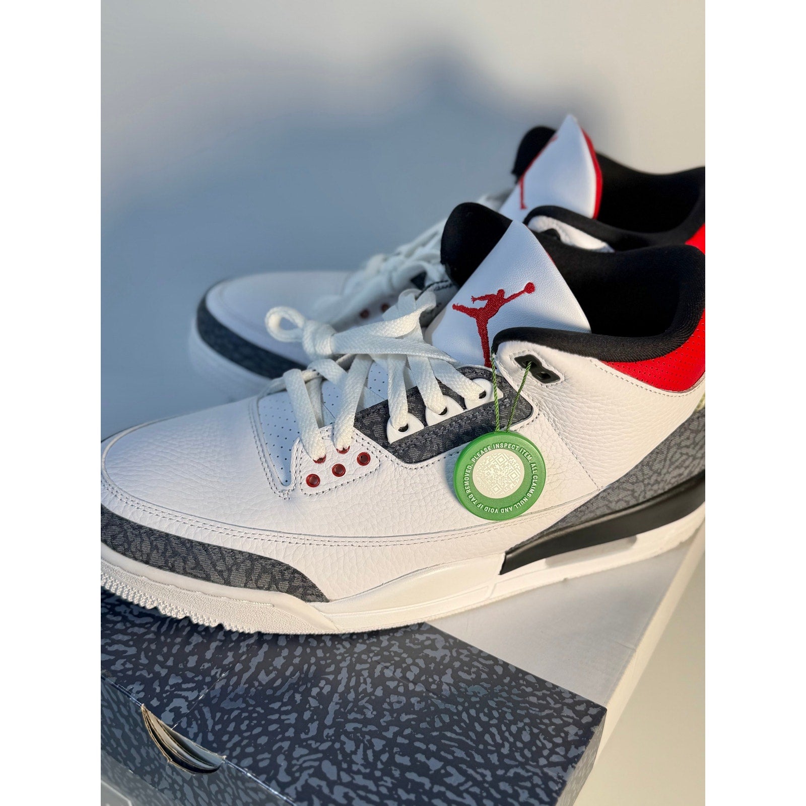 Air Jordan 3 Retro White Cement Reimagined Men's US 11 Sneakers
