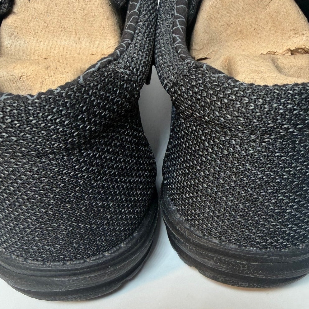 Hey Dude Wally Sox Micro Men’s Size 8 Total Black Slip-On Shoes
