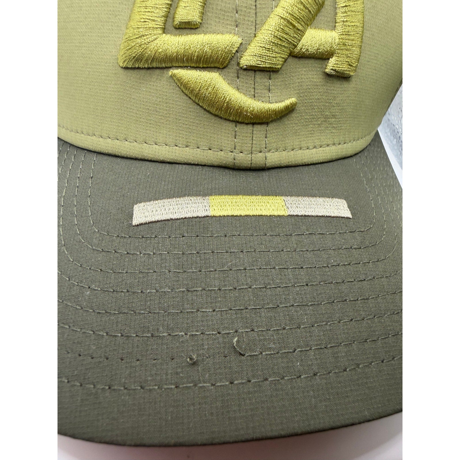 Los Angeles Rams NFL New Era 39THIRTY Salute to Service Hat Olive Green