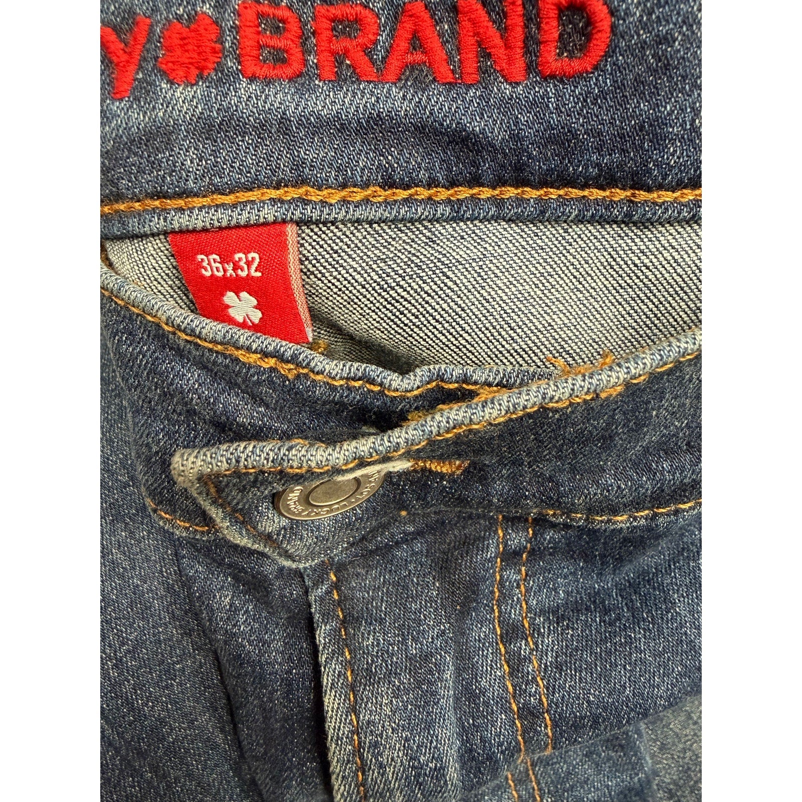 Lucky Brand Men’s Blue Denim Jeans Size 36x32 Medium Wash Straight Leg