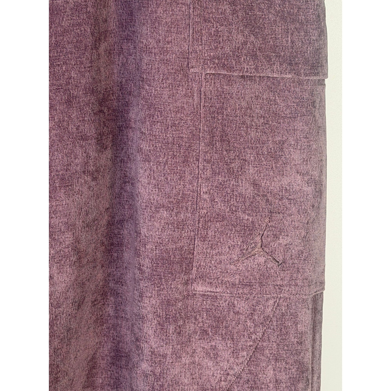 Jordan Chicago women’s corduroy cargo pants in size small, featuring a relaxed fit and stylish design with multiple pockets.