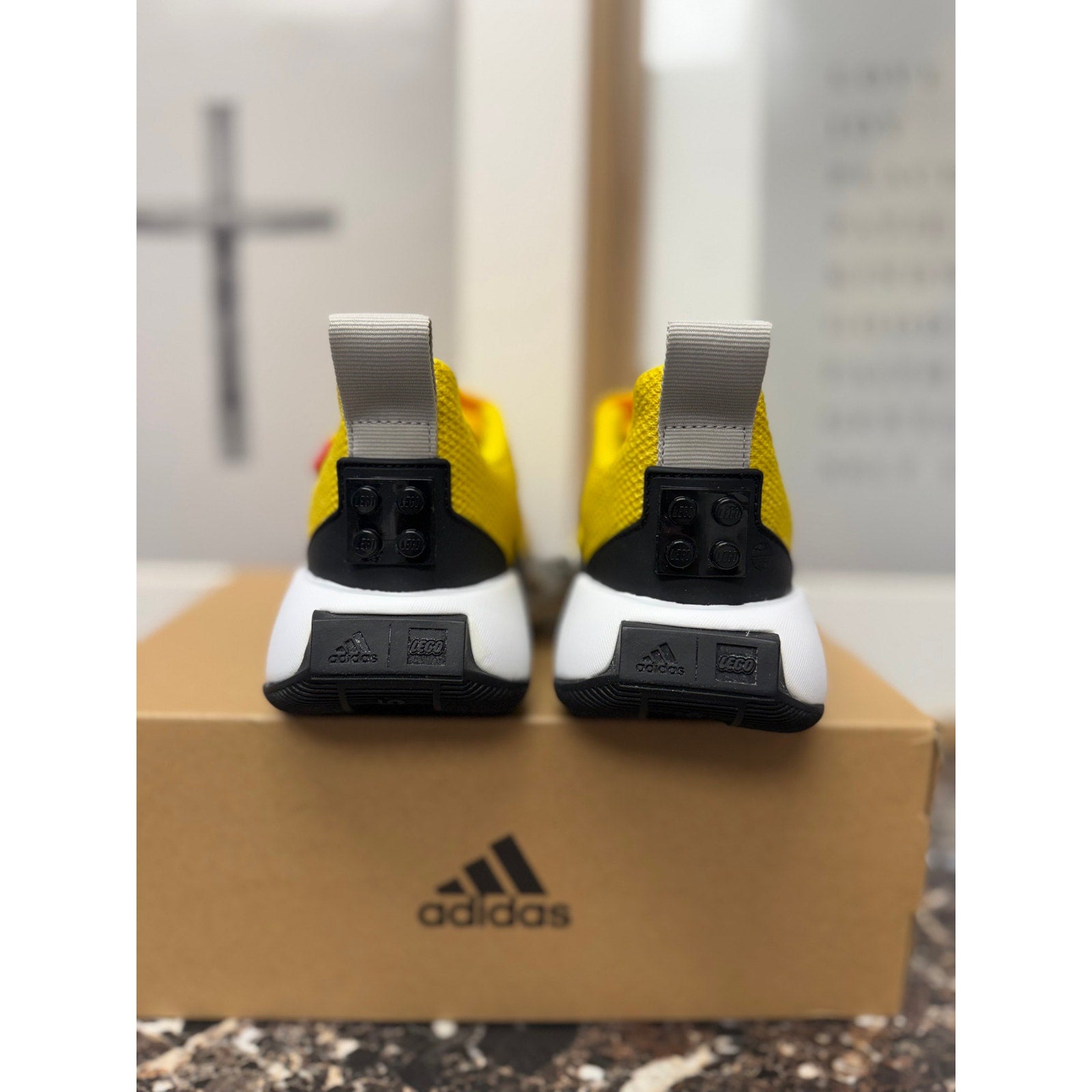 adidas x LEGO Sport Pro EL K Kids 2.5 Yellow Black Sneakers GW3014 NIB