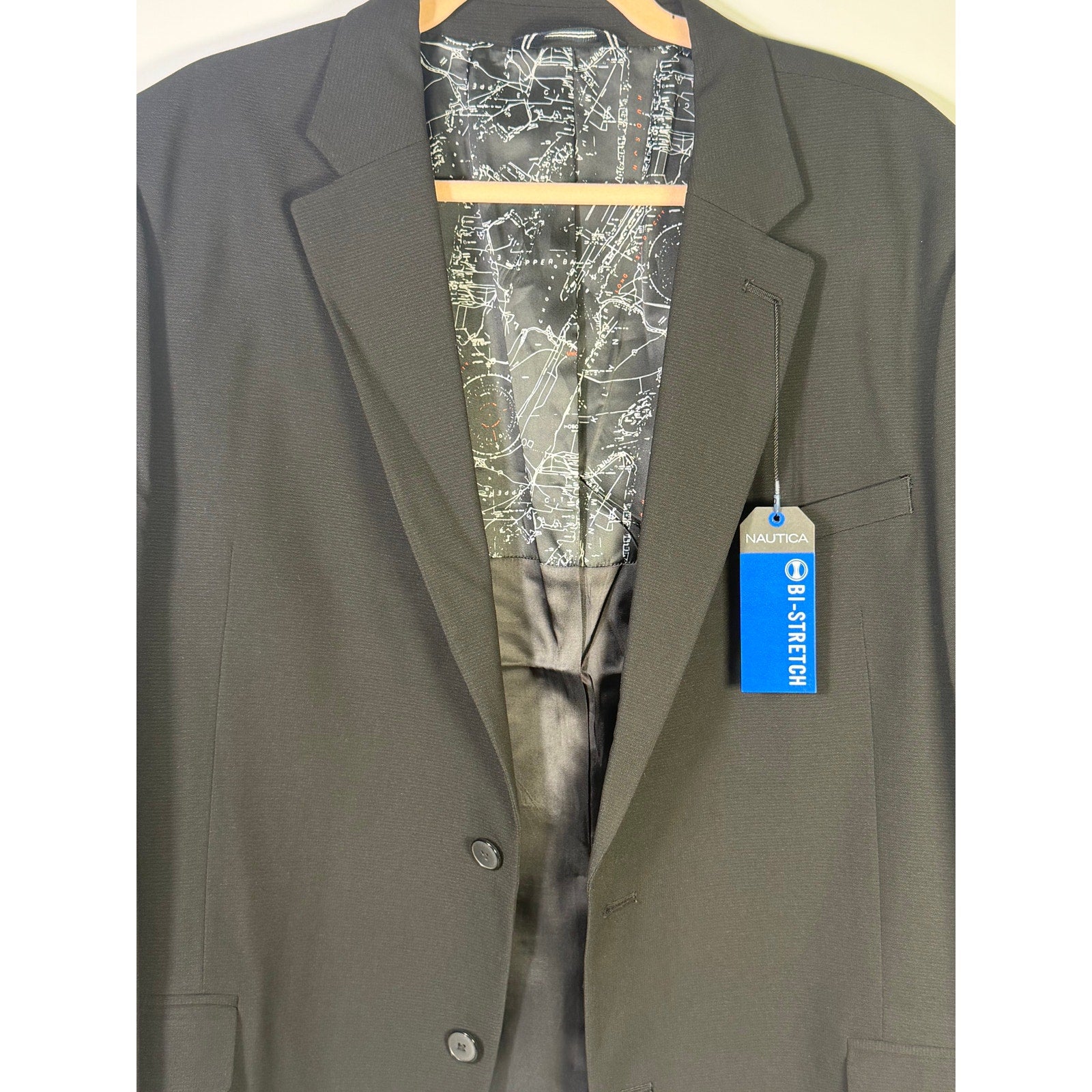 Nautica men's black Ventura modern fit active stretch blazer, size 46R, tailored for a stylish, comfortable look.