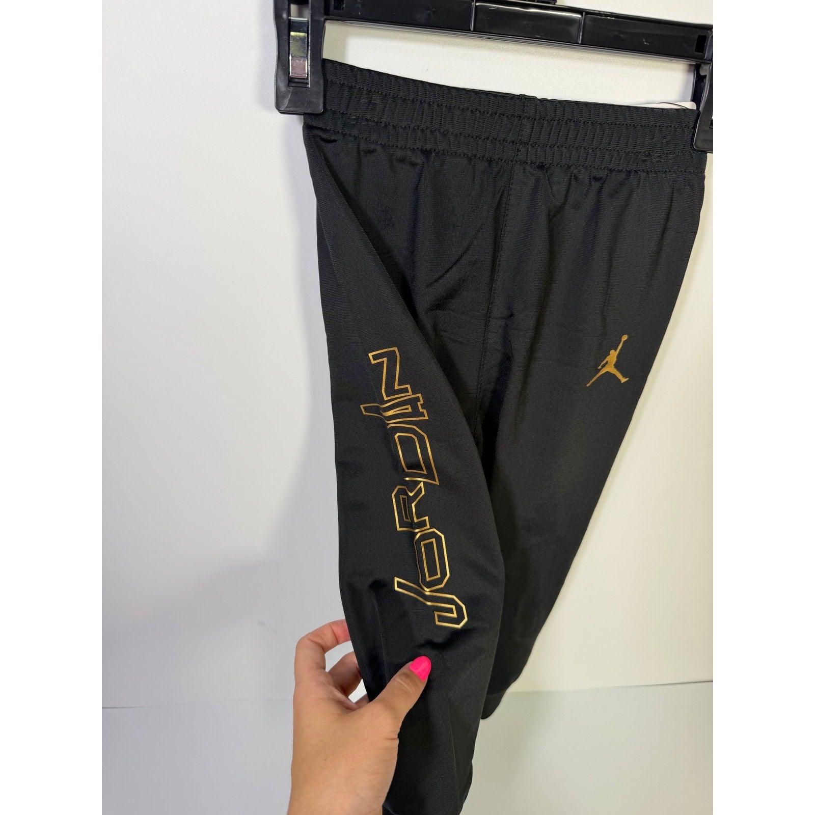Jordan Baby Boys 2-Piece Track Jacket Jogger Set Black Gold Size 18M NWT
