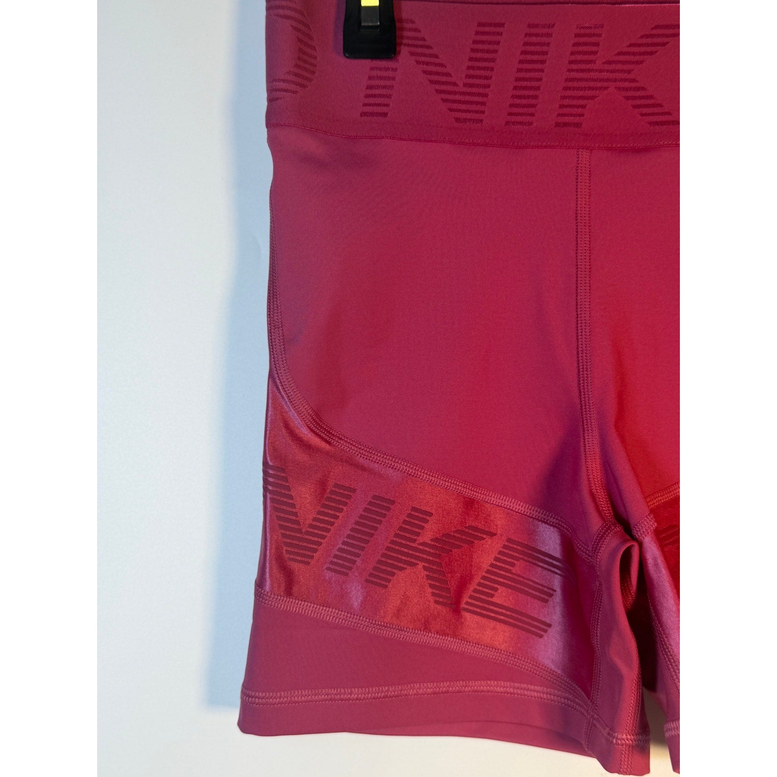 Nike Pro High Rise 5" Training Shorts Women's Medium Firm Support Berry NWT