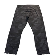Lululemon Athletica Women’s Capri Leggings – Size 14 – Wild Thing Deep Coal Camo Black/Grey